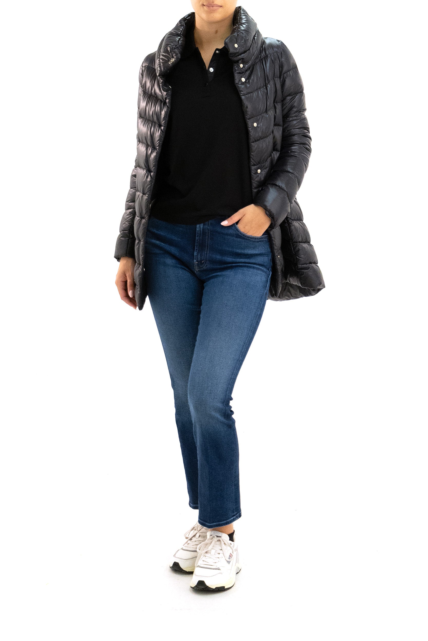 Piumino Amelia in nylon di colore nero<BR/> PI0505DIC 12017Z 9300 HERNO 