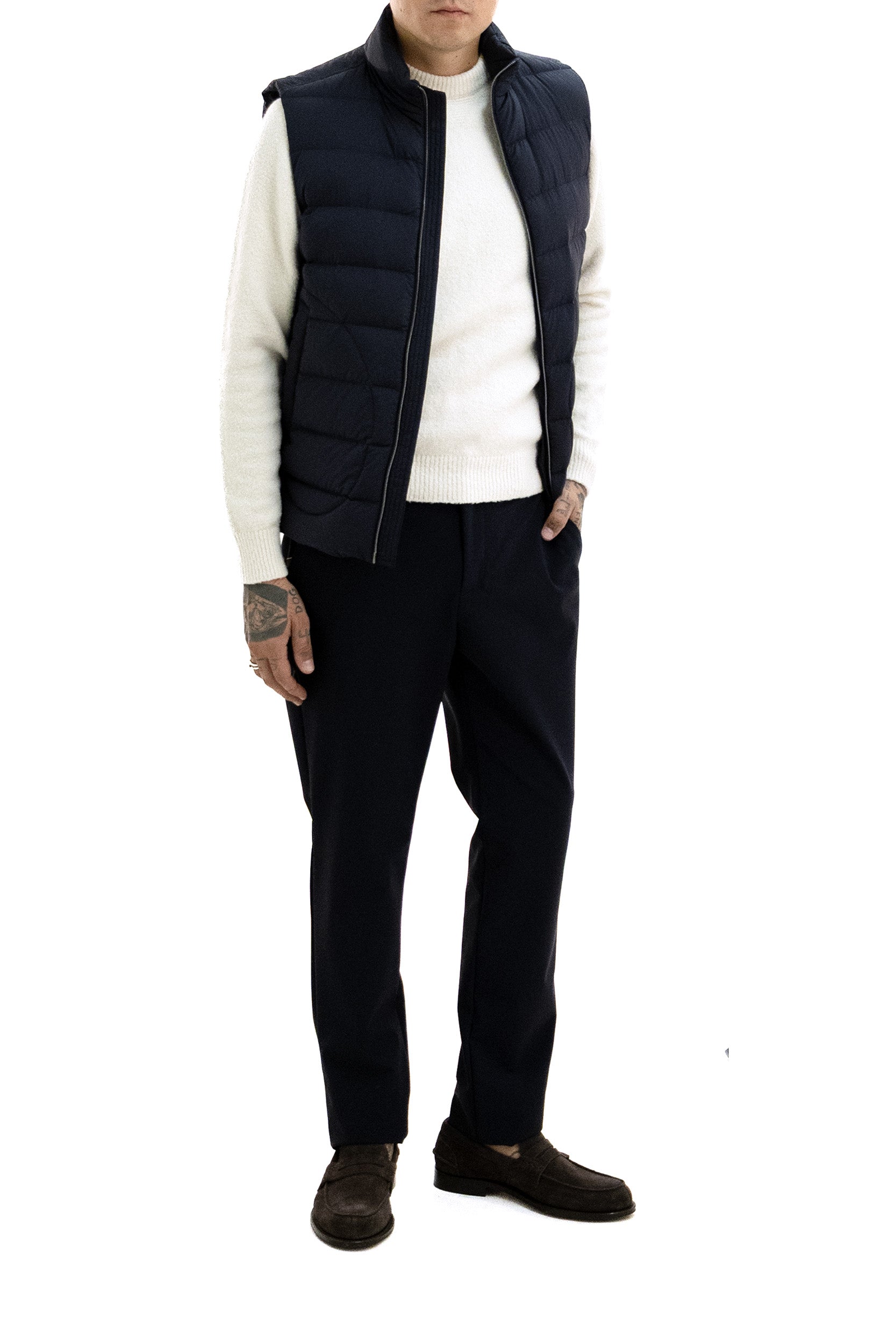 Gilet in nylon di colore blu <BR/> PI0018ULE 12456Z 9202 HERNO 