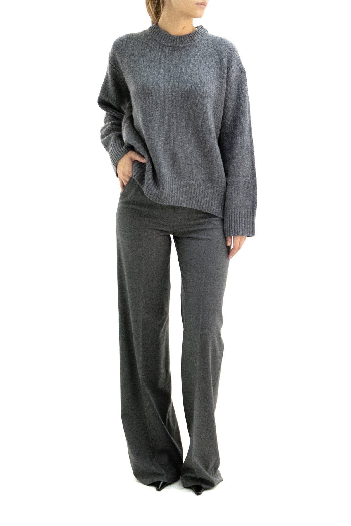 LISA YANG Maglione in cashmere di colore grigio, view 2