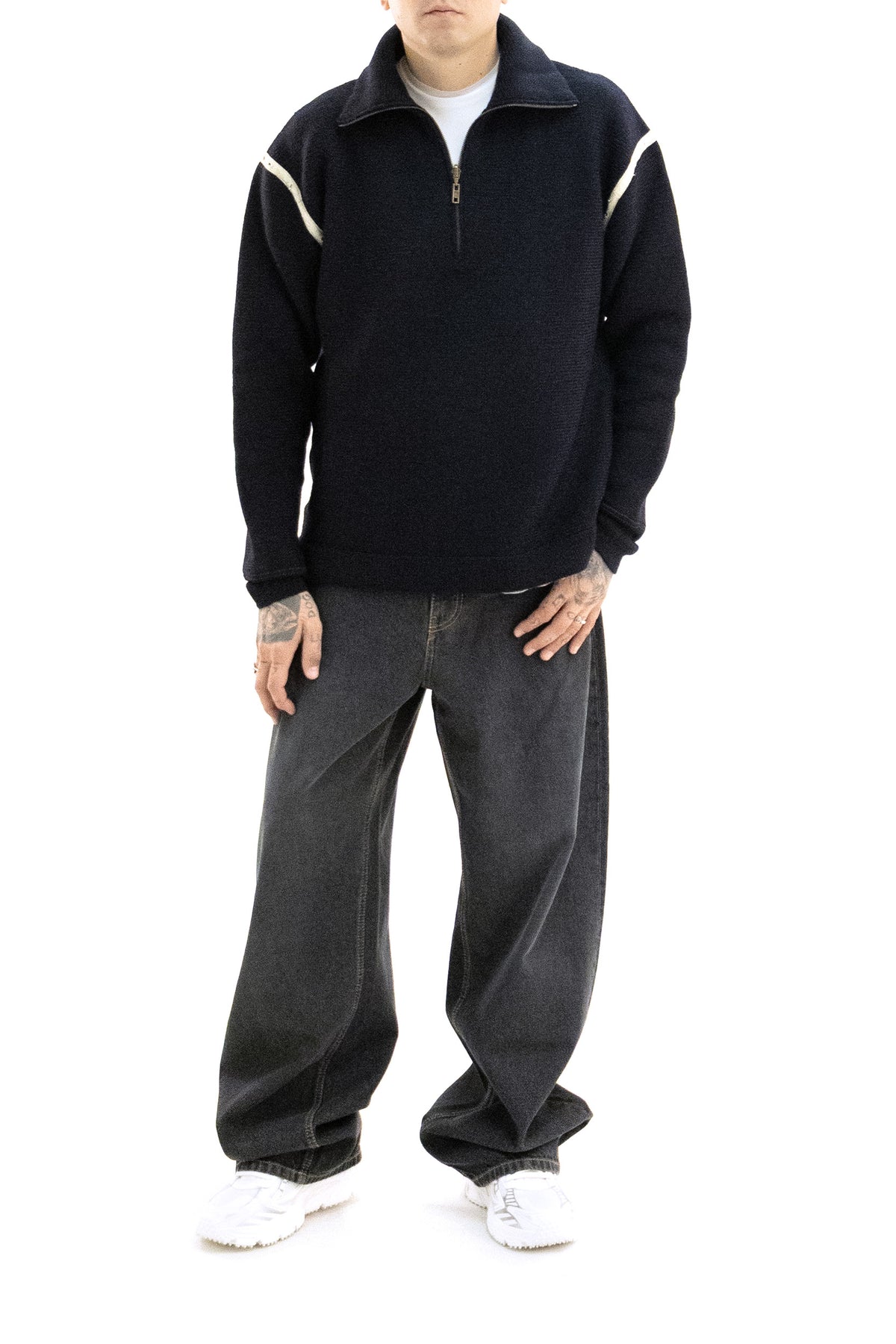 MAISON MARGIELA Pullover in lana di colore blu, view 2