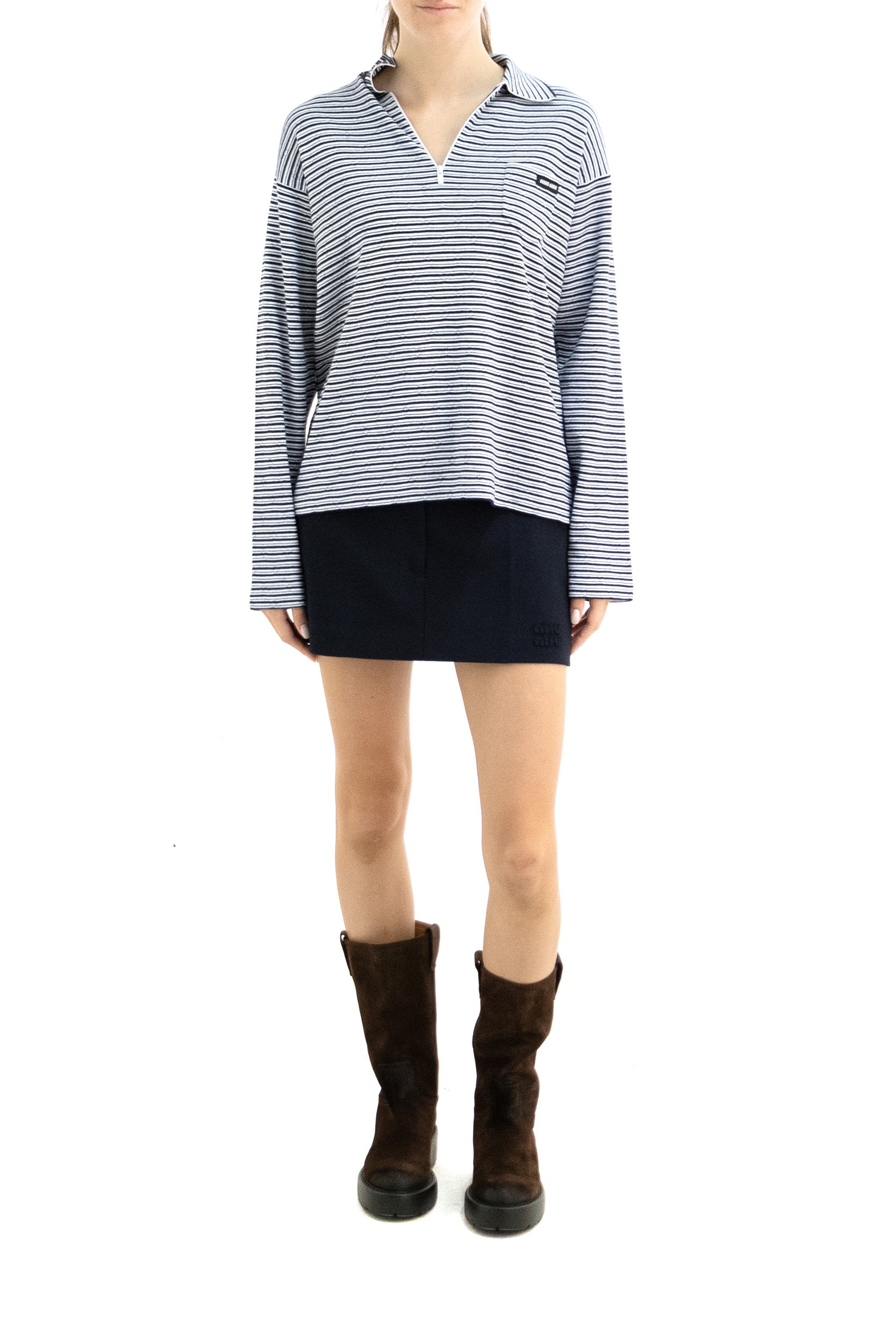Polo a righe in cotone cashmere e seta di colore bianco e blu<BR/> MML06P S OOO 195I F0UB0 MIU MIU 