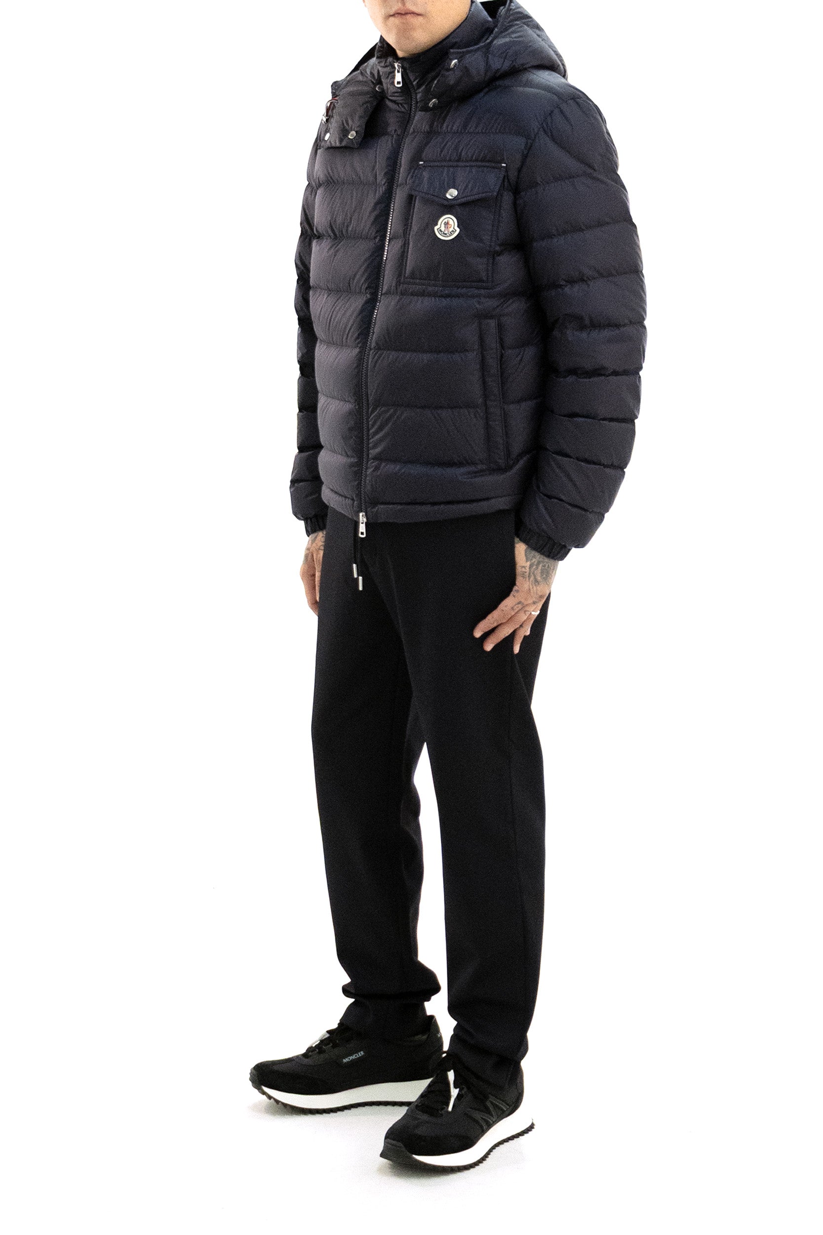Piumino Verith in nylon technique di colore blu<BR/> 1A000-04 599Q0 780 MONCLER 