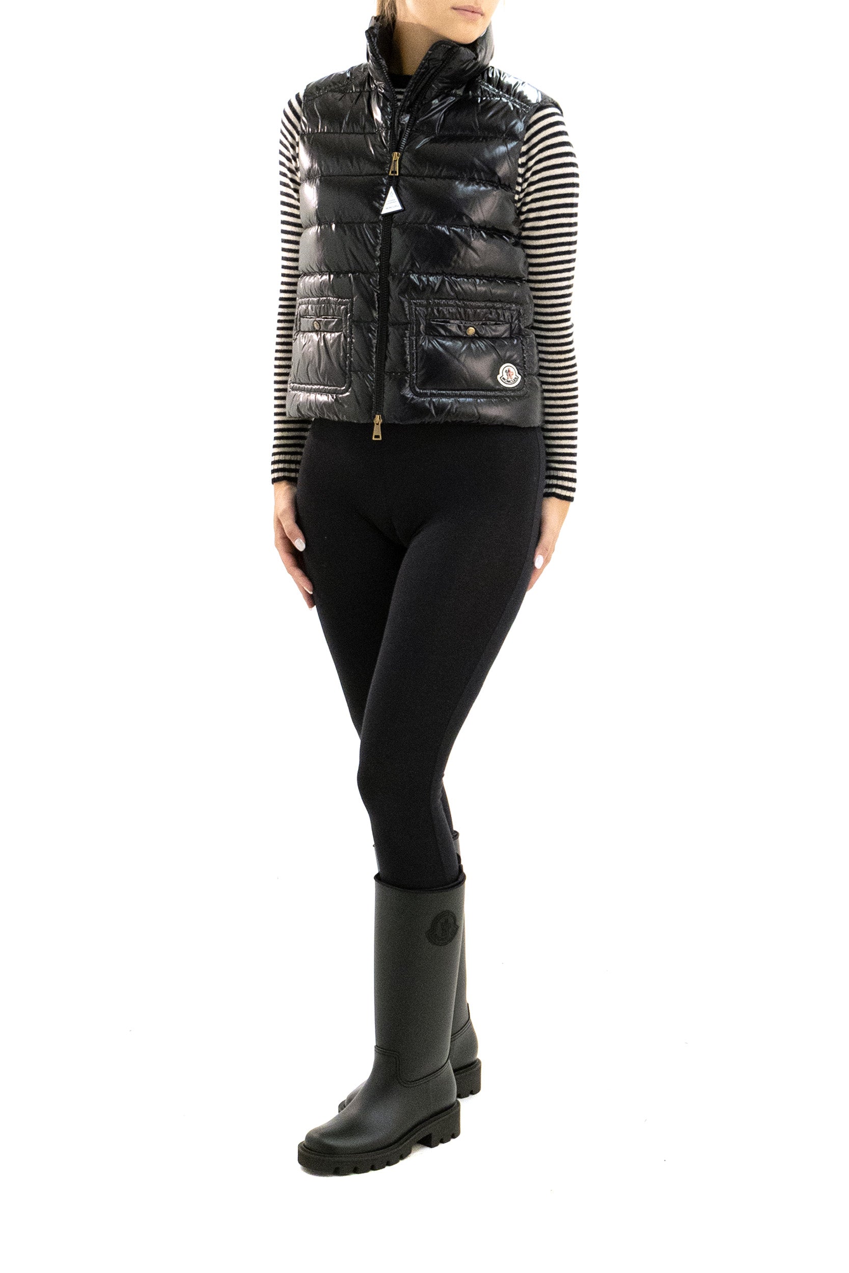 Gilet imbottito Frelon in nylon laqué di colore nero<BR/> 1A000-15 597Z8 999 MONCLER 