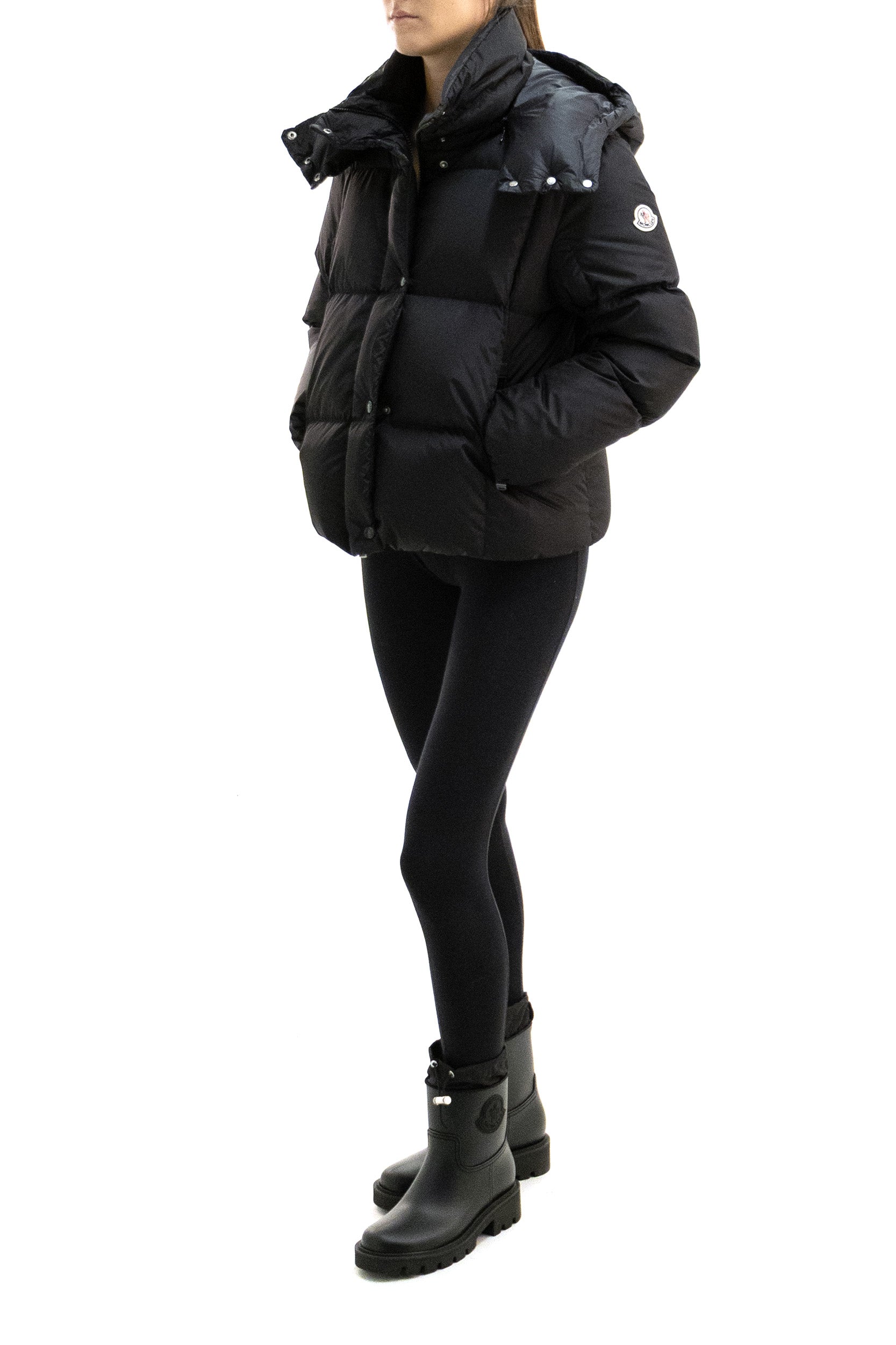 Piumino Castlenew in nylon di colore nero<BR/> 1A001-98 539ZD 999 MONCLER 