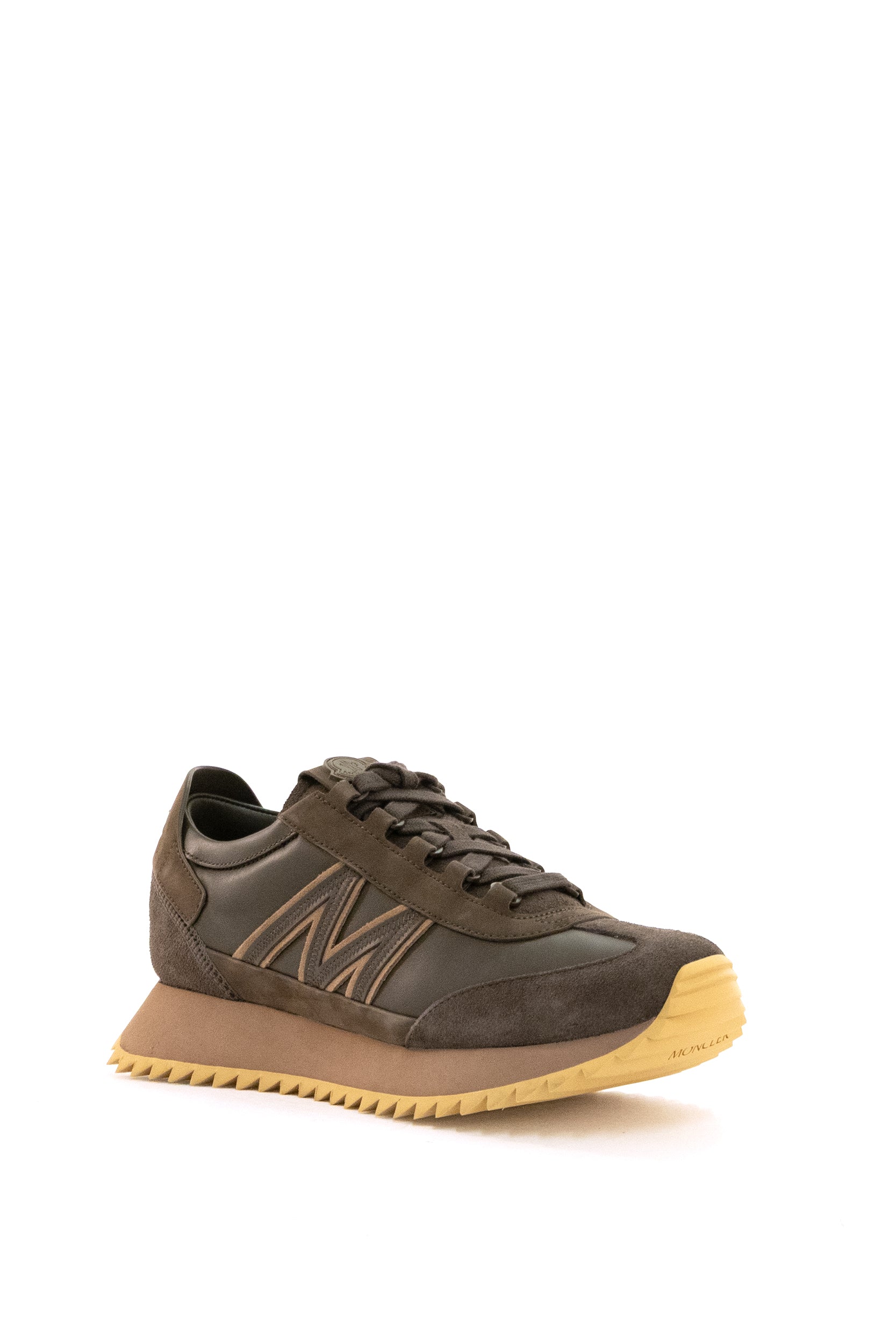 Sneakers Pacey2 in pelle scamosciata e nabuk di colore marrone<BR/> 4M001-30 N0547 264 MONCLER 