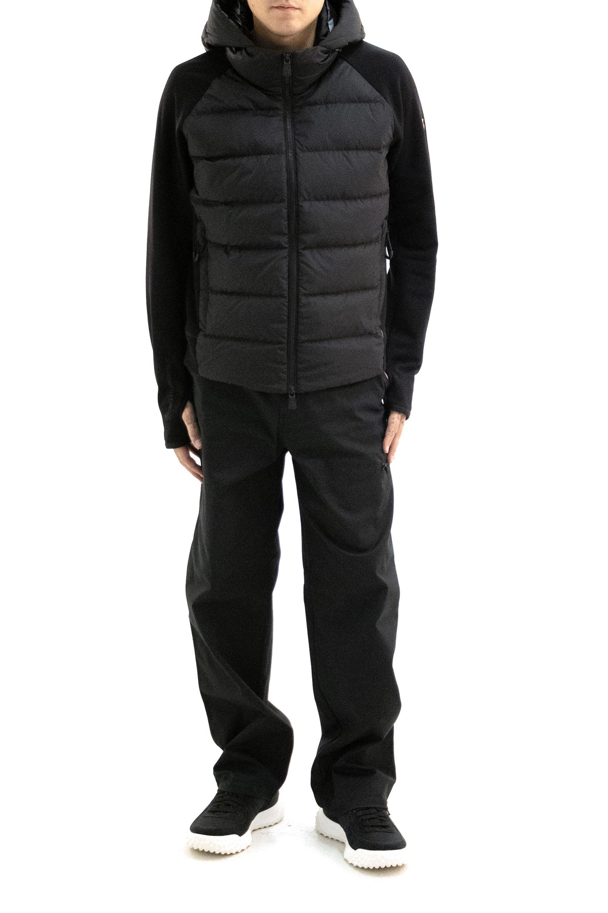 MONCLER GRENOBLE Felpa imbottita in Polartec di colore nero, vista 2