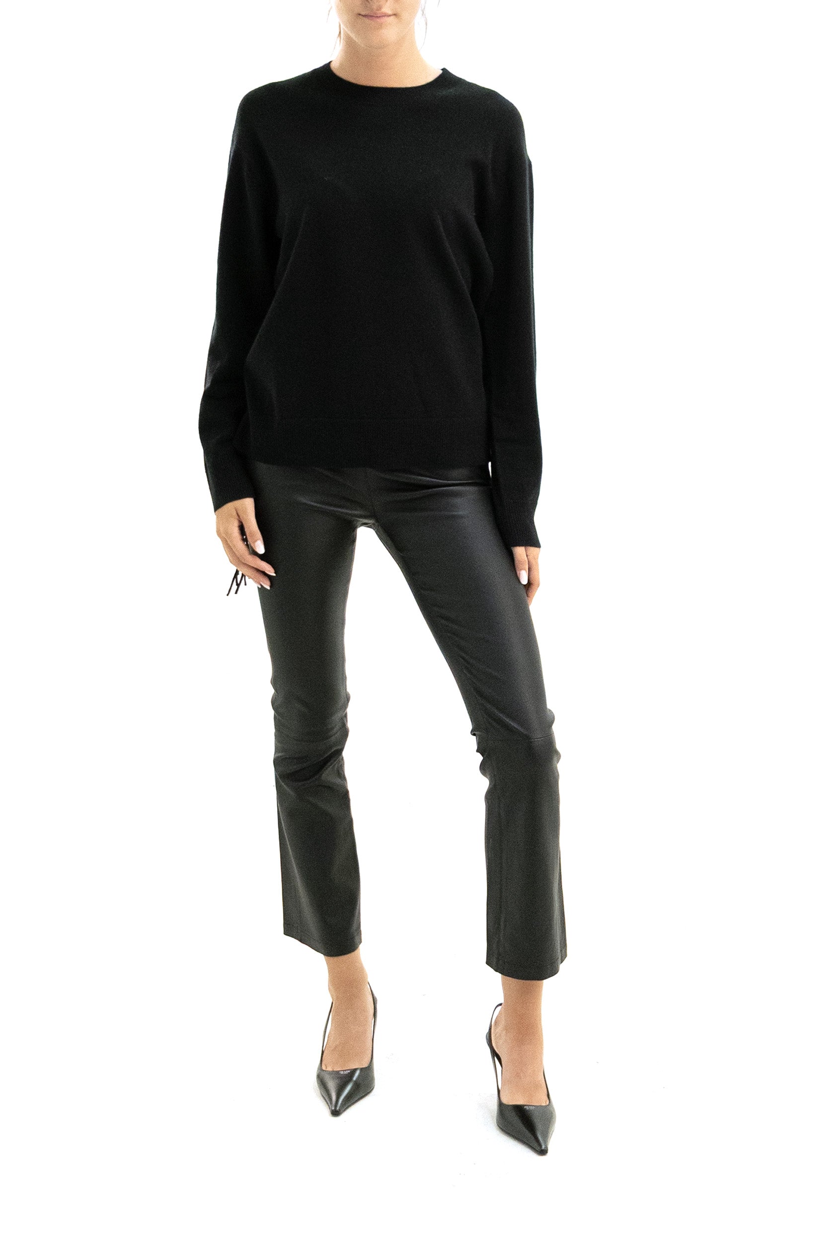 Pullover in cashmere di colore nero<BR/> WITHOUT-D541523 013 P.A.R.O.S.H. 