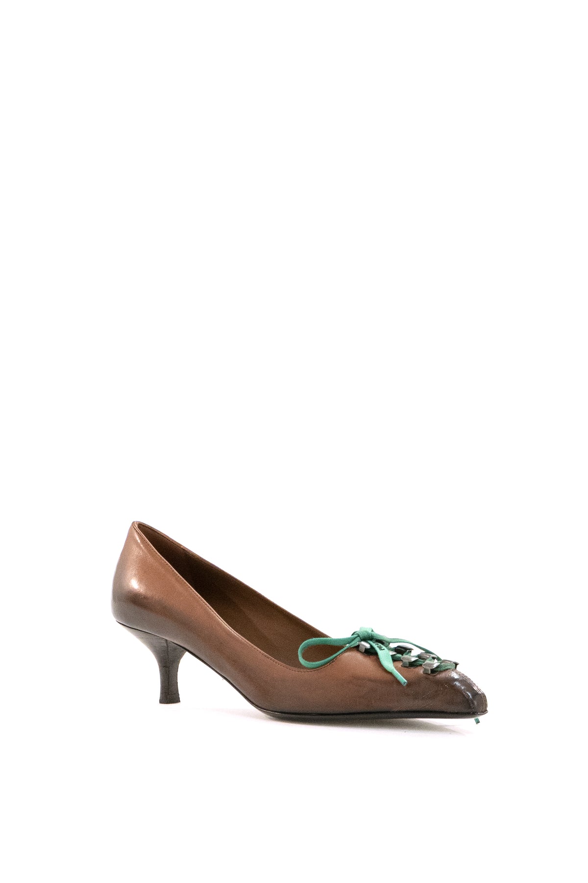 PRADA Décolleté in pelle effetto anticato di colore marrone, vista 2