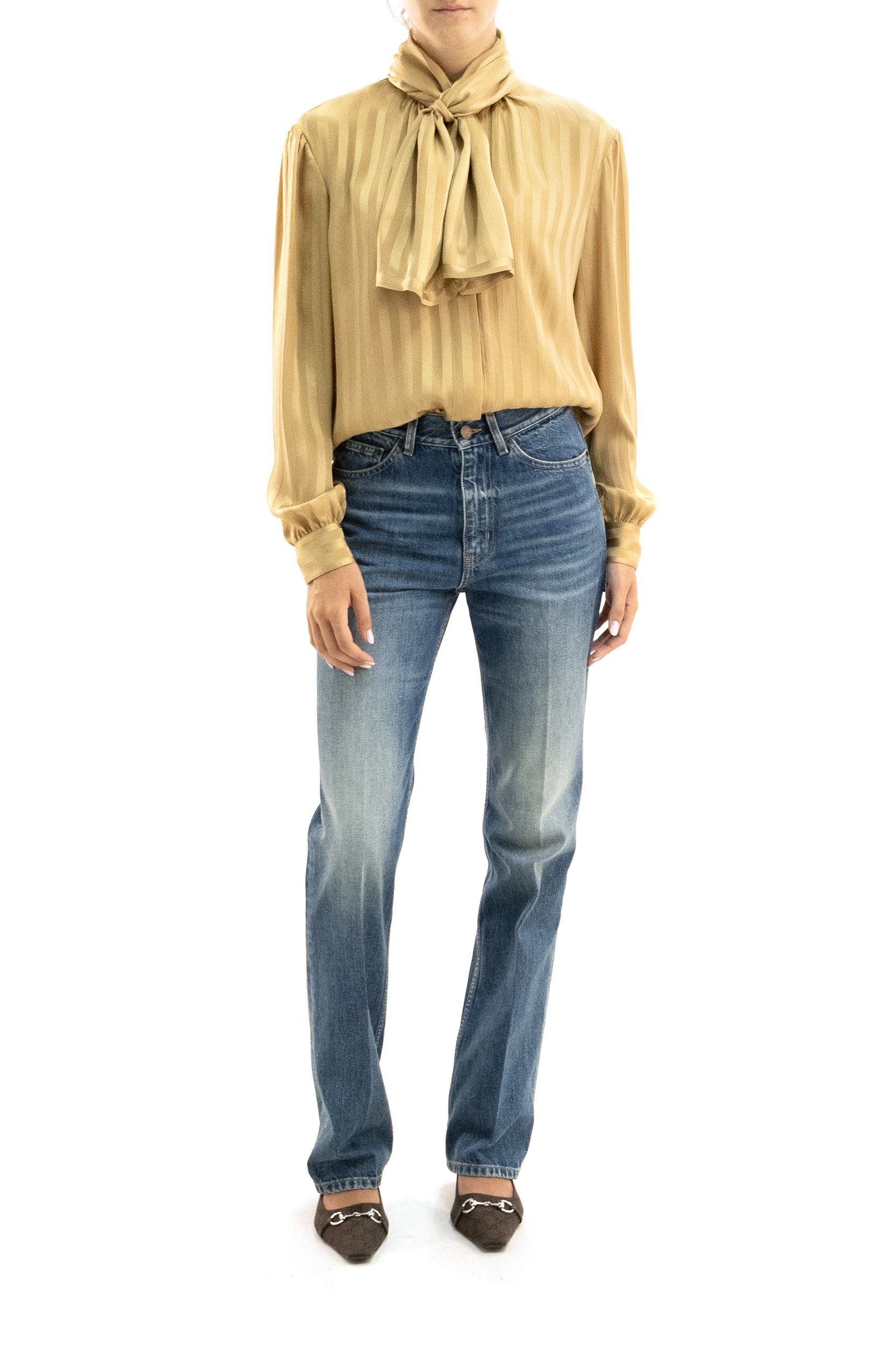 Camicia in Seta con Collo Lavallière<BR/> 873576 Y7J47 2601 SAINT LAURENT 