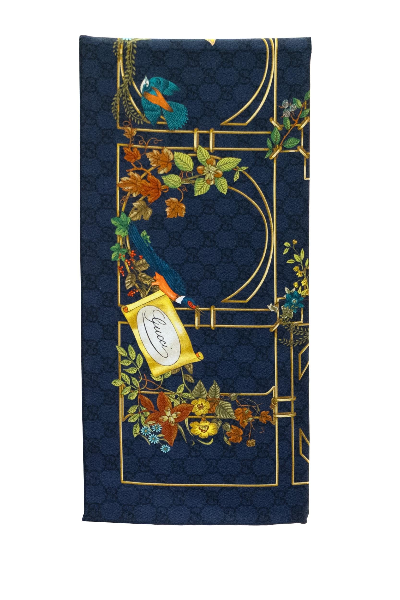 Carré <BR/> 777066 3G001 4000 GUCCI 