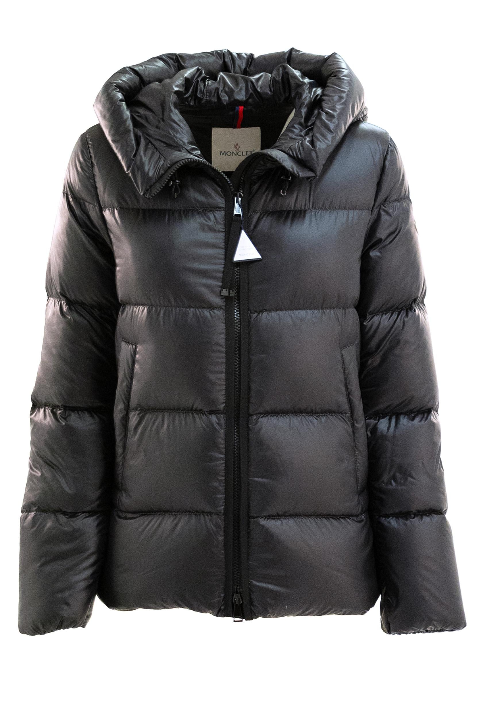 Piumino Serittes in longue saison riciclato di colore nero<BR/> 1A000-68 597YG 999 MONCLER 