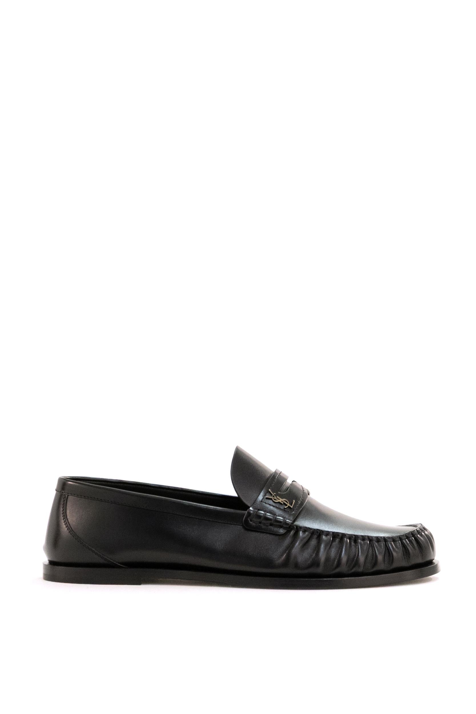 Mocassini Laurent in pelle di colore nero <BR/> 820618 AAELH 1000 SAINT LAURENT 