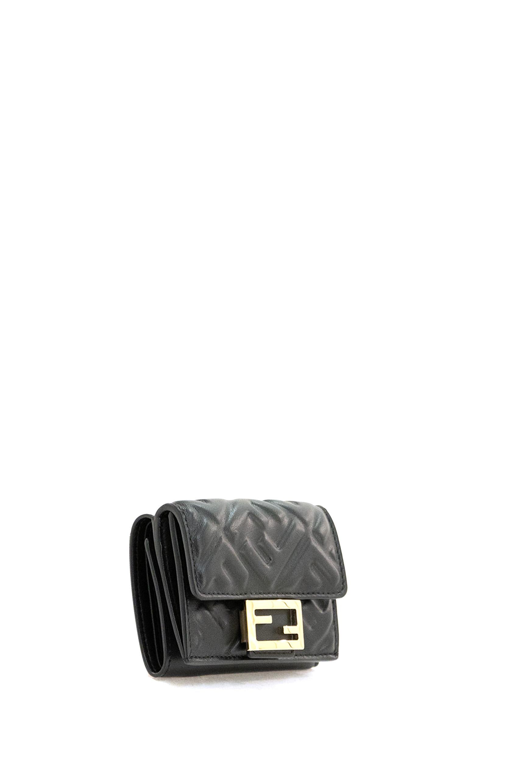 PortafoglioTri-fold Baguette nero<BR/> 8M0395 AAJD F0KUR FENDI 