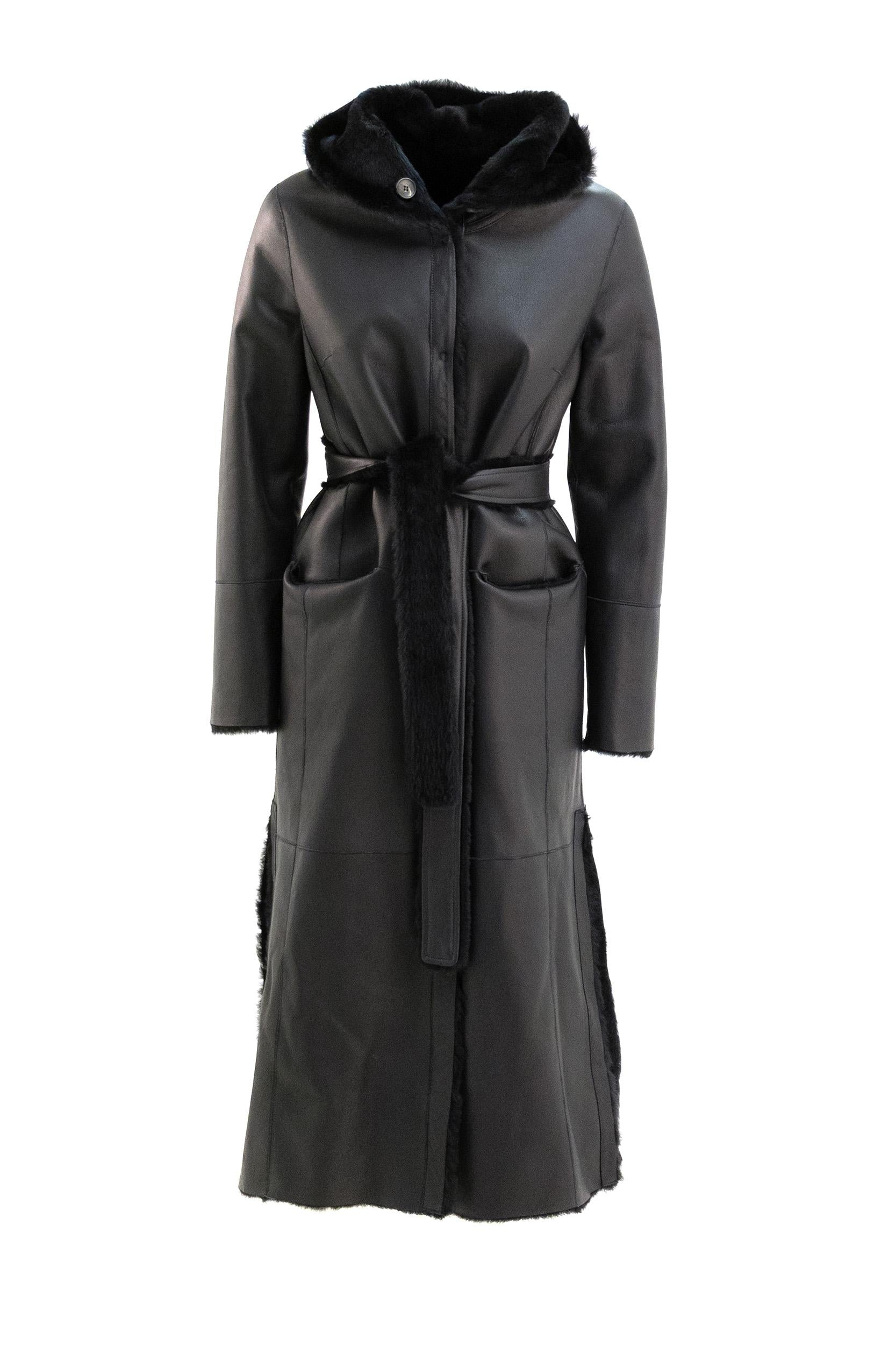 Cappotto MARINA in montone di colore blu<BR/> MARINA LACON NAVY FURLING BY GIANI 