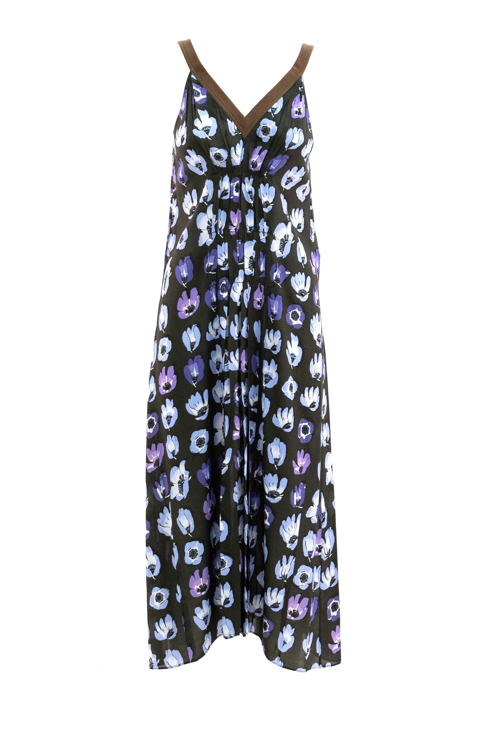 Abito in viscosa di colore nero con stampa floreale multicolore<BR/> P3R38 S OOO 19D9 F0030 PRADA 