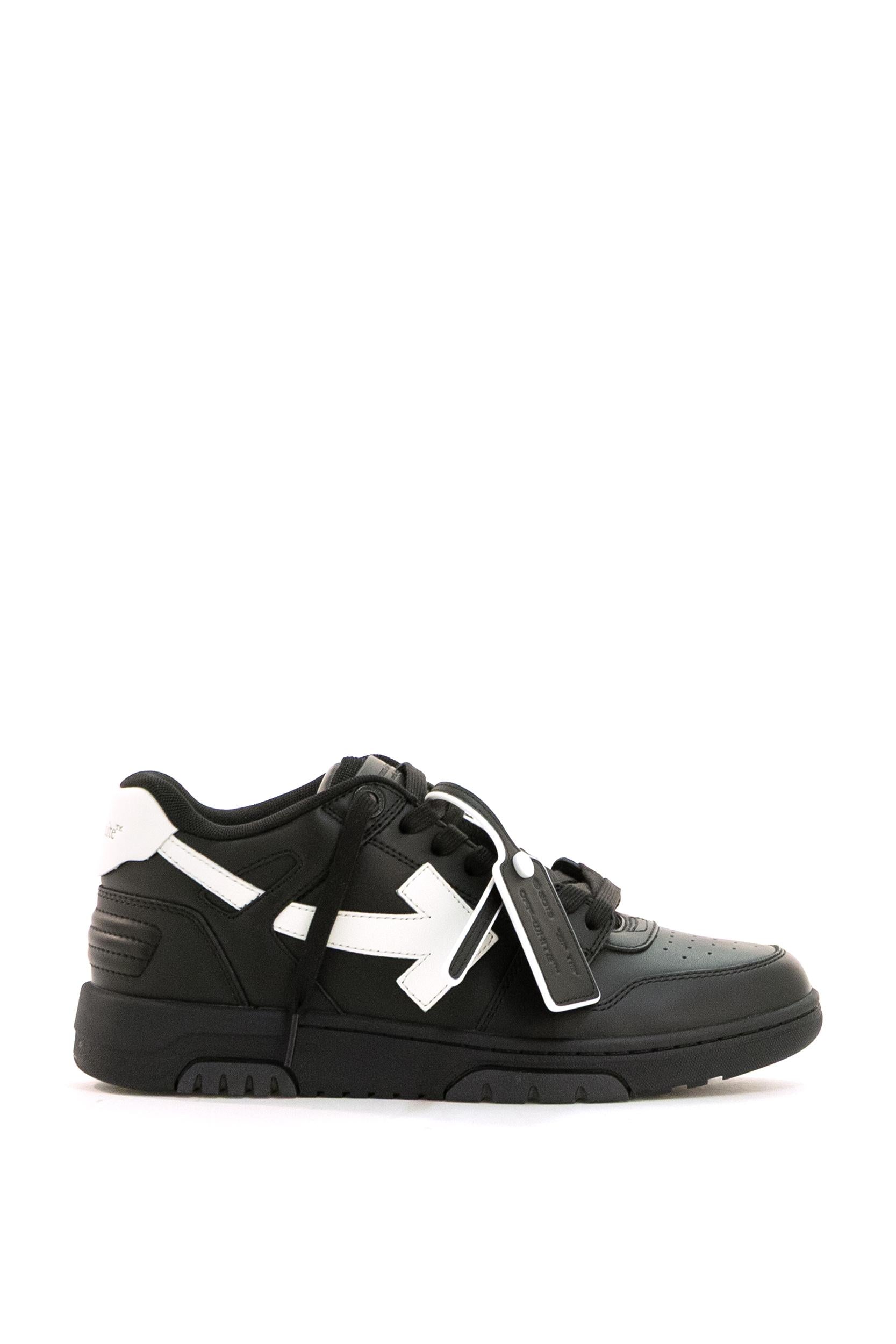 Sneakers Out Of Office in pelle di colore bianco e nero<BR/> OMIA189C99LEA019 1001 OFF WHITE 