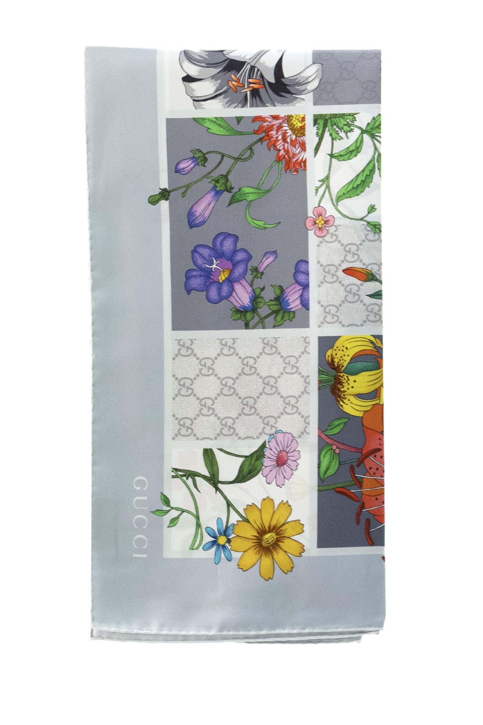 Carré in Twill di Seta<BR/> 850107 3G001 1963 GUCCI 