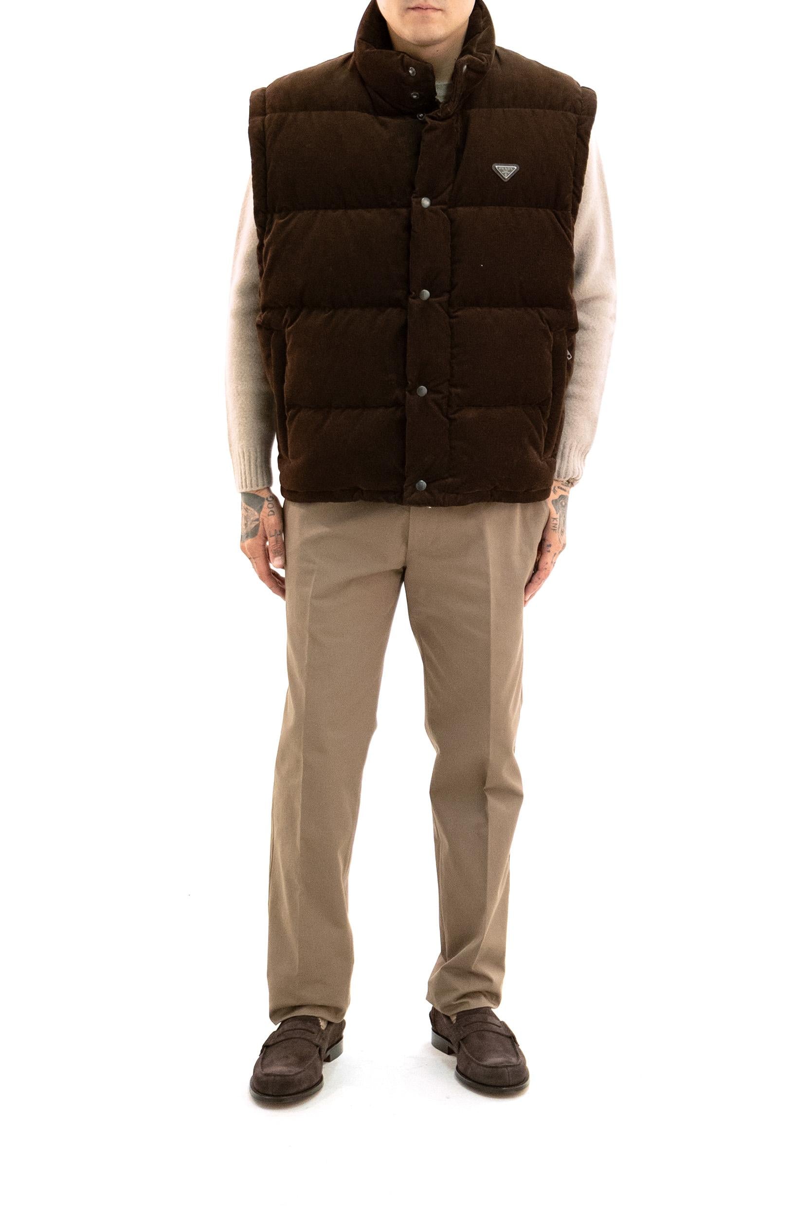 Piumino in velluto coste color marrone<BR/> SGC946 S OOO 1JHC F0324 PRADA 