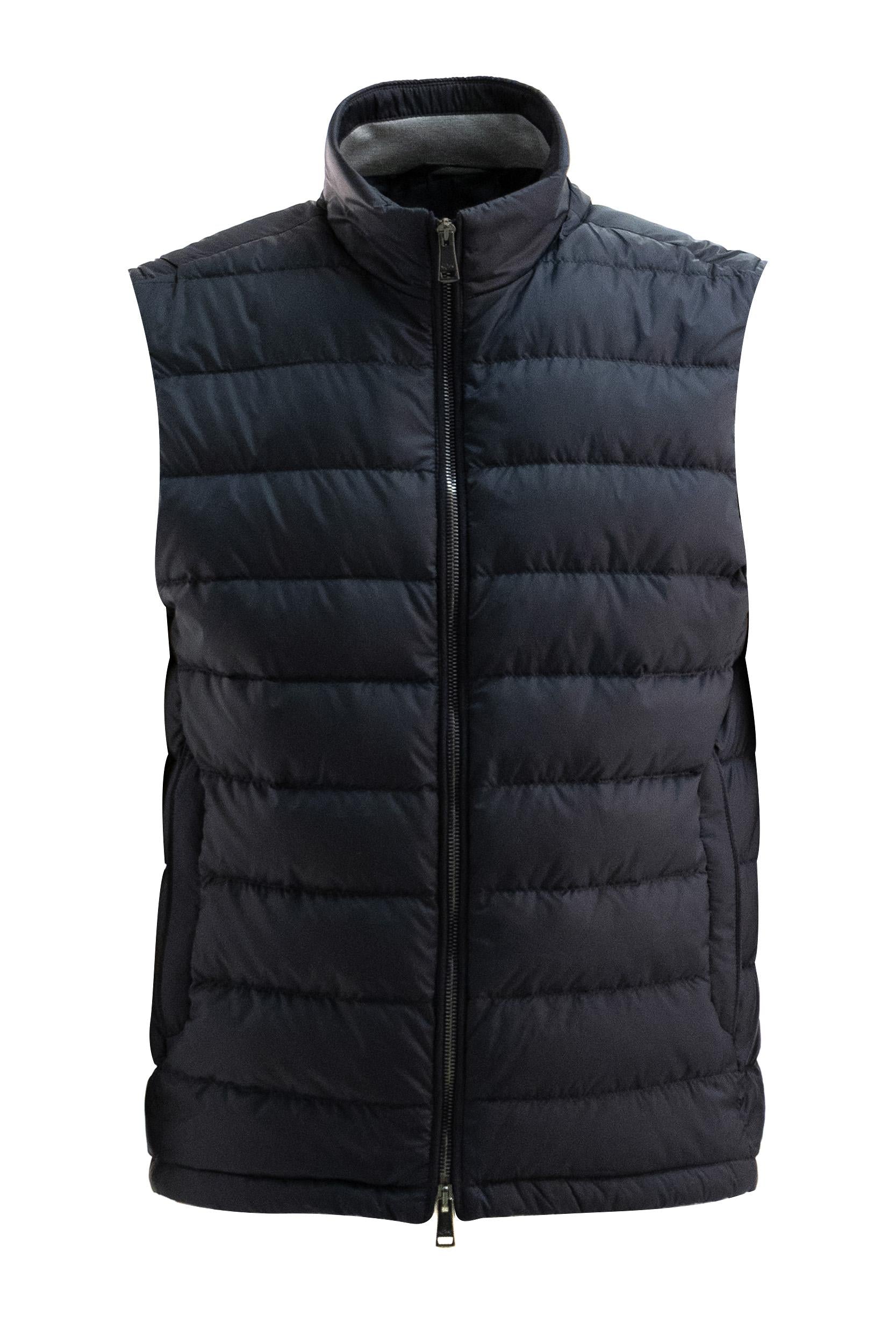 Gilet imbottito in tessuto tecnico di colore blu<BR/> 99312007 013 PAUL & SHARK 