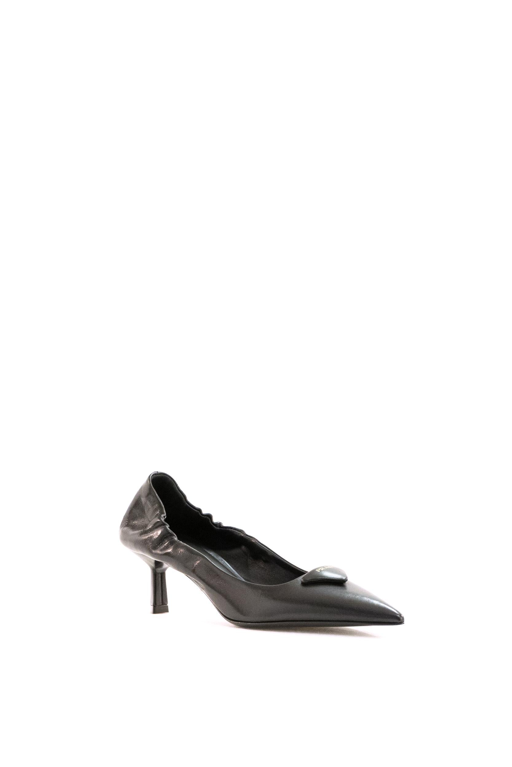 Décolleté in Pelle Nero<BR/> 1I188O F 055 070 F0002 PRADA 