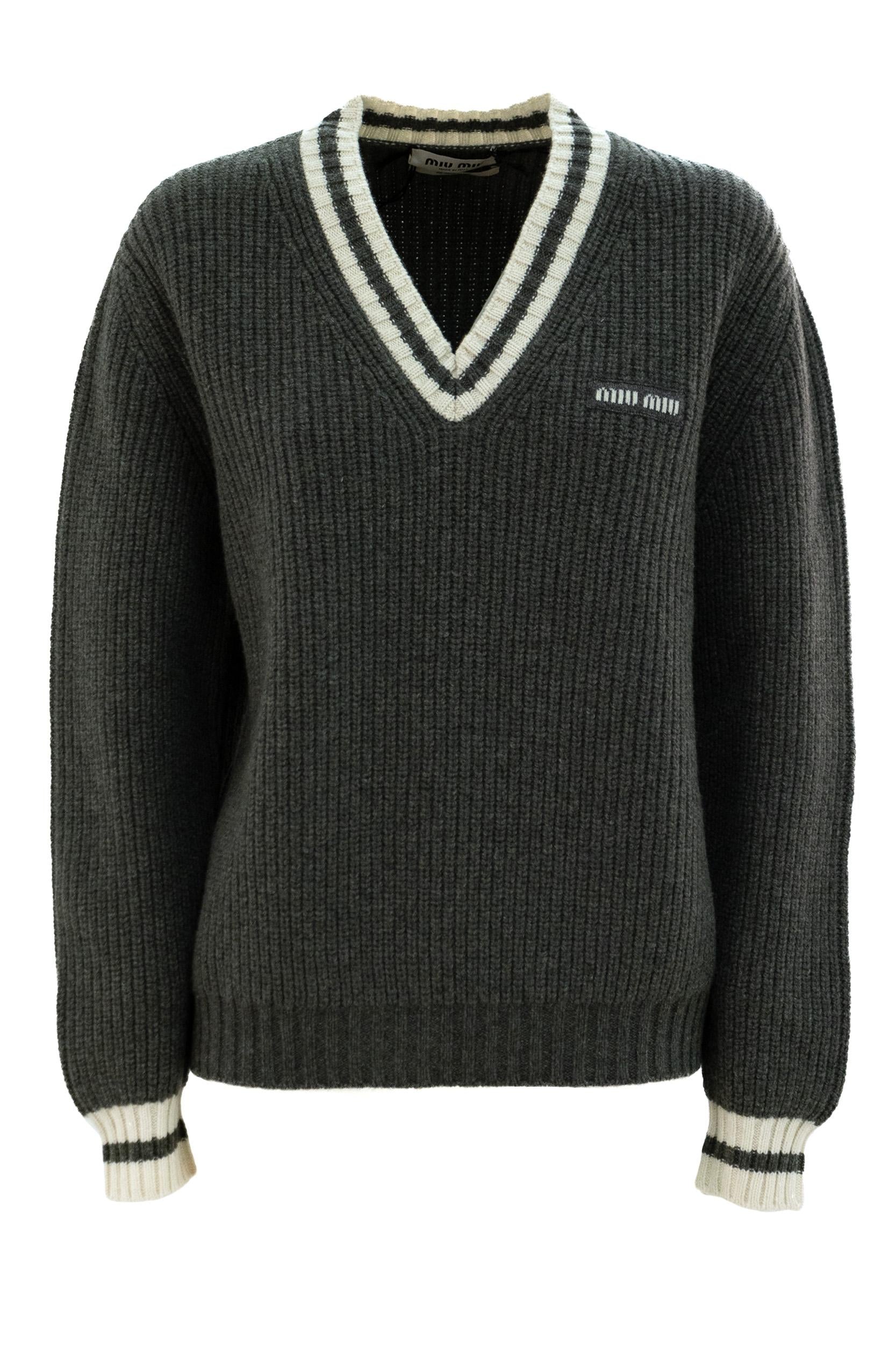 Pullover <BR/> MMLA27 S OOO 150H F0480 MIU MIU 