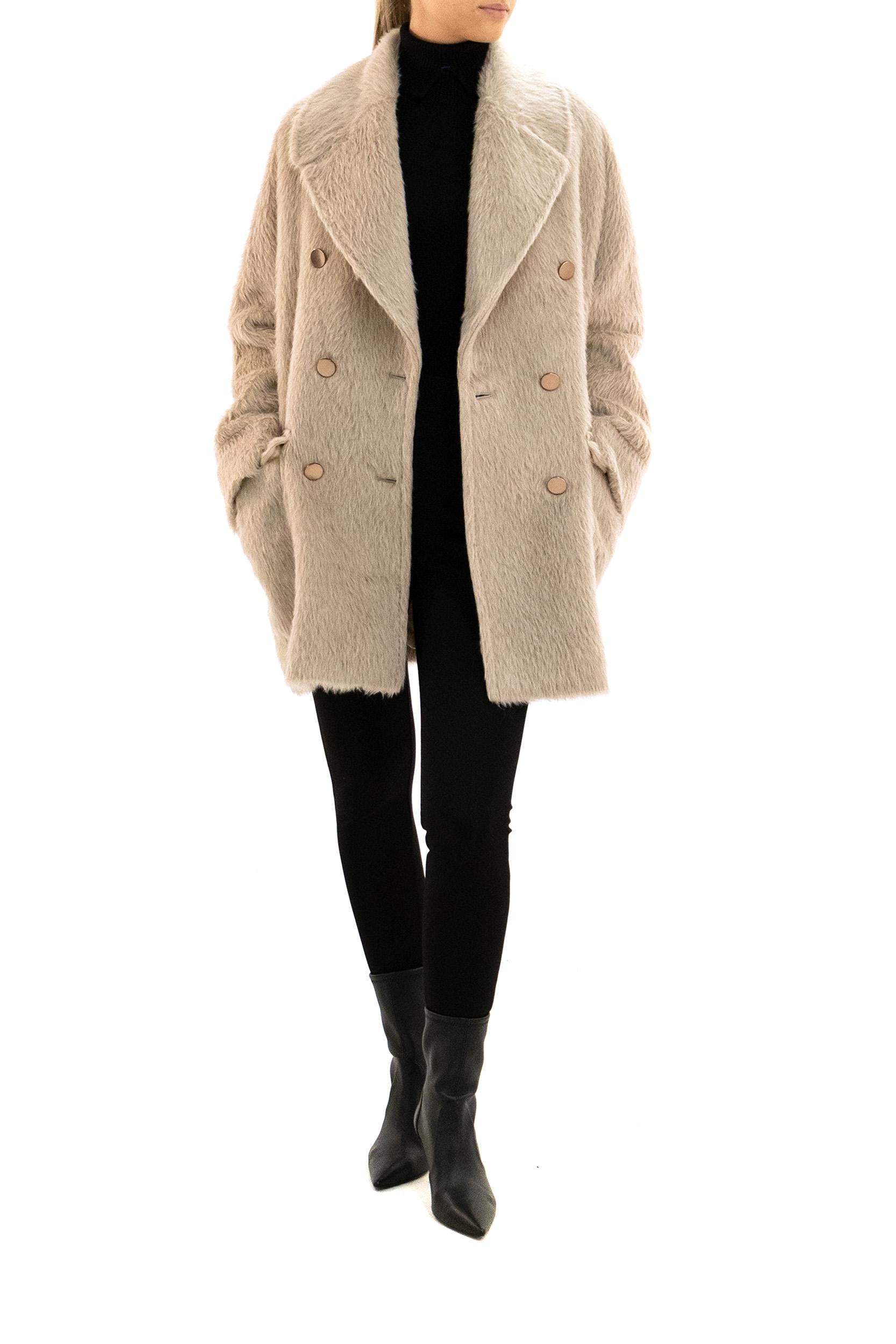 Cappotto in lana vergine e alpaca di colore beige<BR/> LILLIAN D70017U T1229 TAGLIATORE 