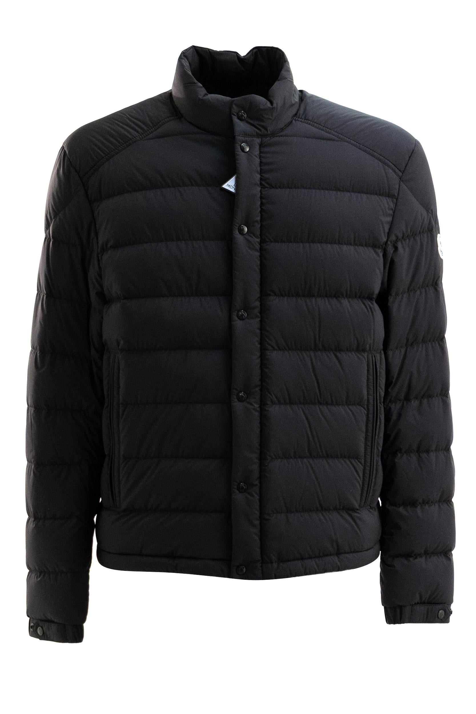 Piumino Corto Selves in Nylon<BR/> 1A000-43 597YD 999 MONCLER 