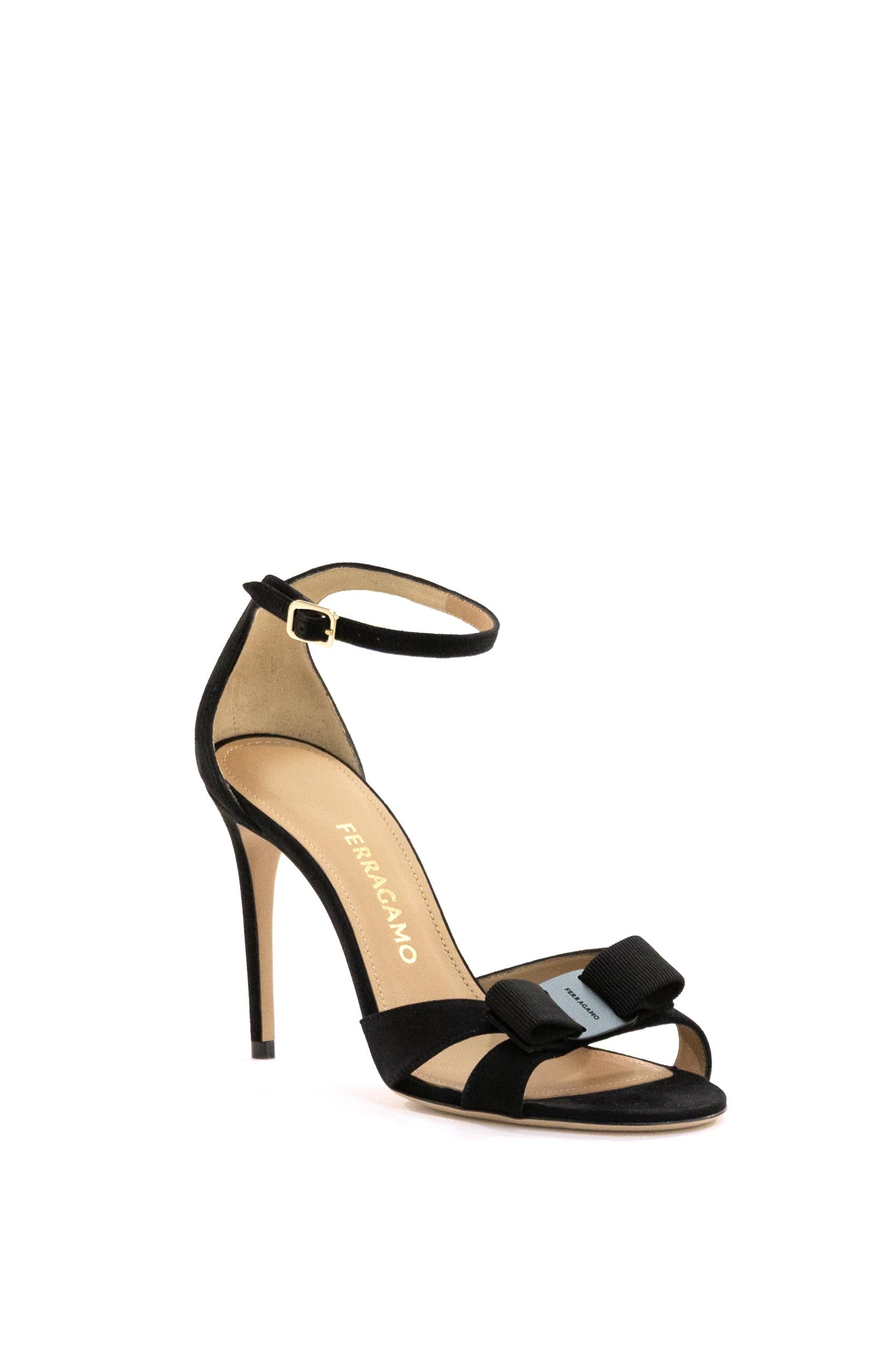 Sandali Fiocco Vara in Suede<BR/> 01L432 0791787 NERO FERRAGAMO 