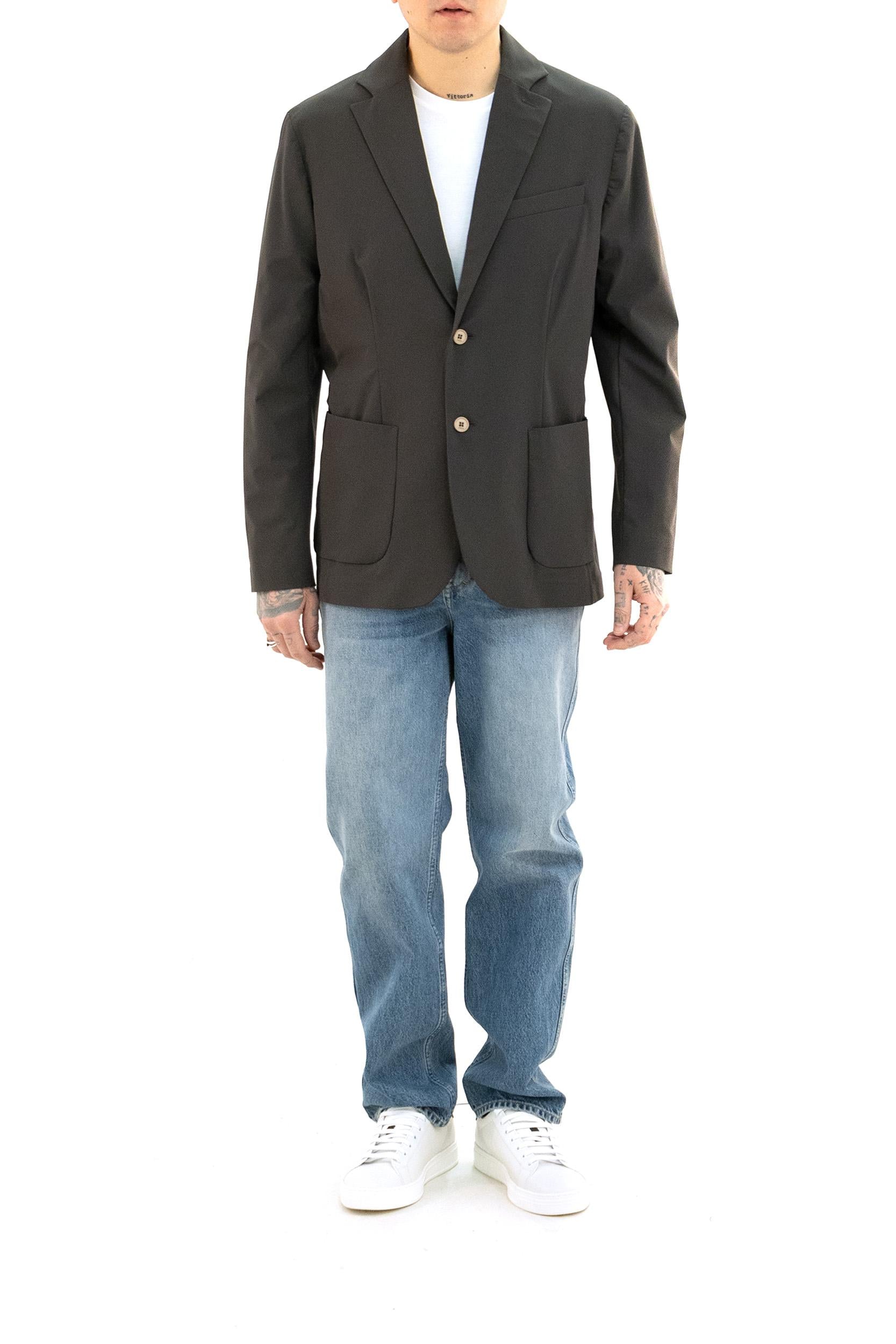 Giacca in tessuto tecnico di colore grigio<BR/> S.M000.TRIBECA 0001 804 CRUNA 