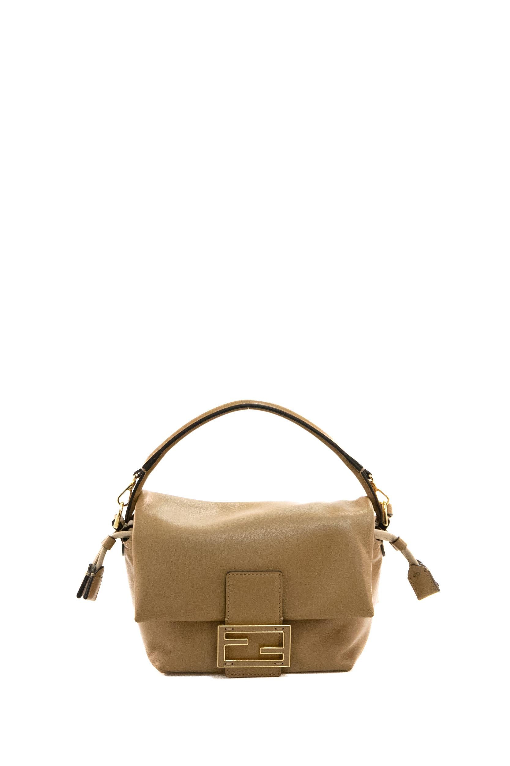 Mamma Baguette Small<BR/> 8BS105 ABVE F19P8 FENDI 