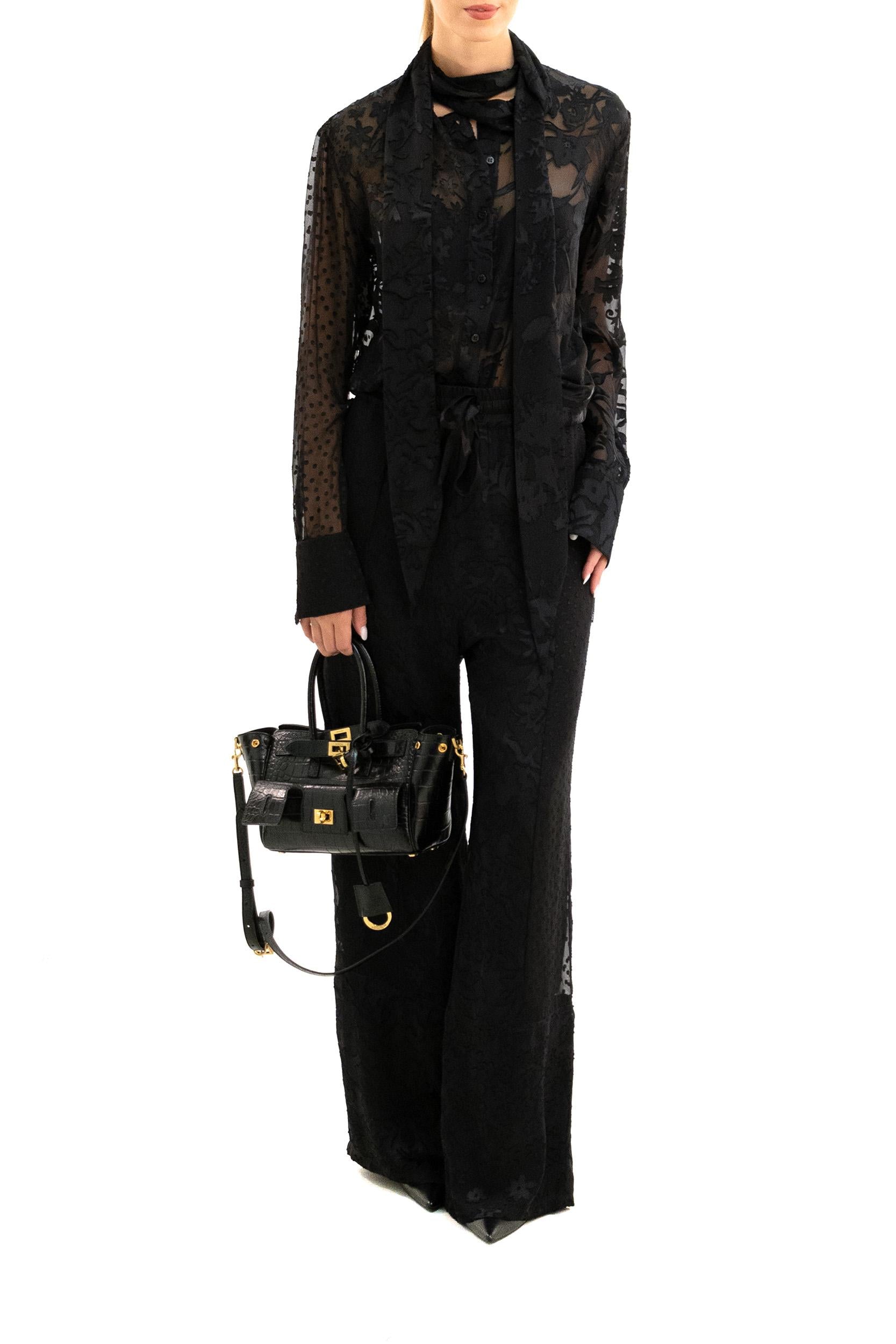 Blusa in seta di colore nero<BR/><BR/> WSI034A UWOV0056 BK99 MARINE SERRE 