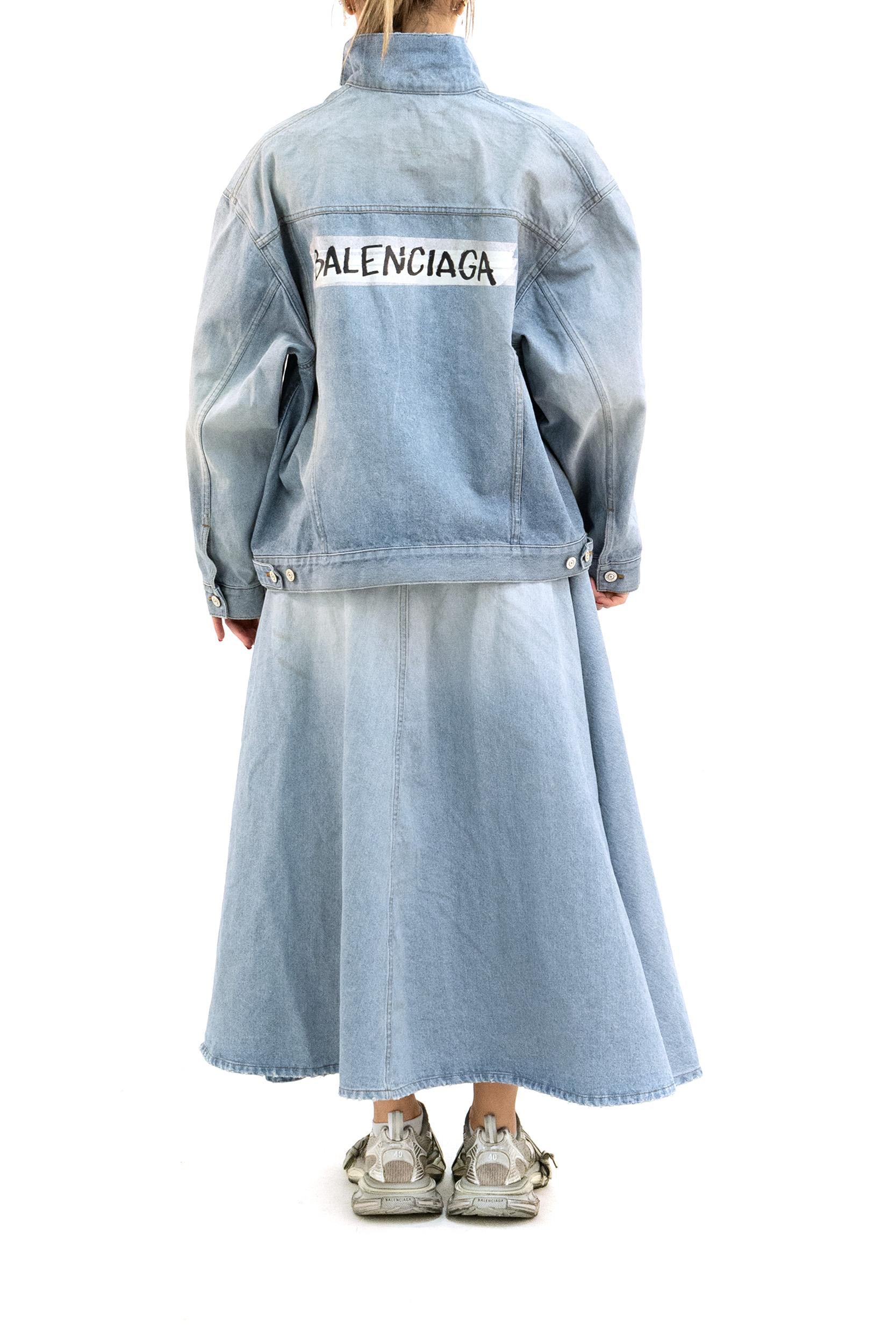 Giacca in denim di cotone di colore azzurro <BR/> 861410 TTWB1 4009 BALENCIAGA