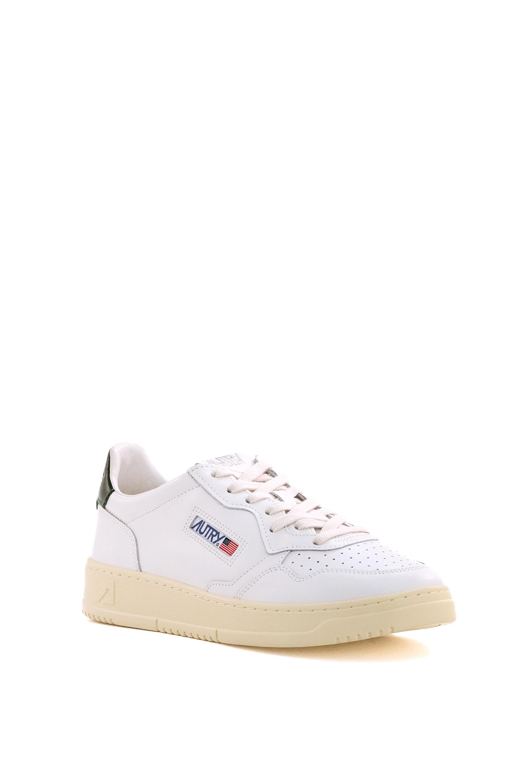 Sneakers Medalist<BR/> AULM LL47 WHT/MOUNTAIN AUTRY 