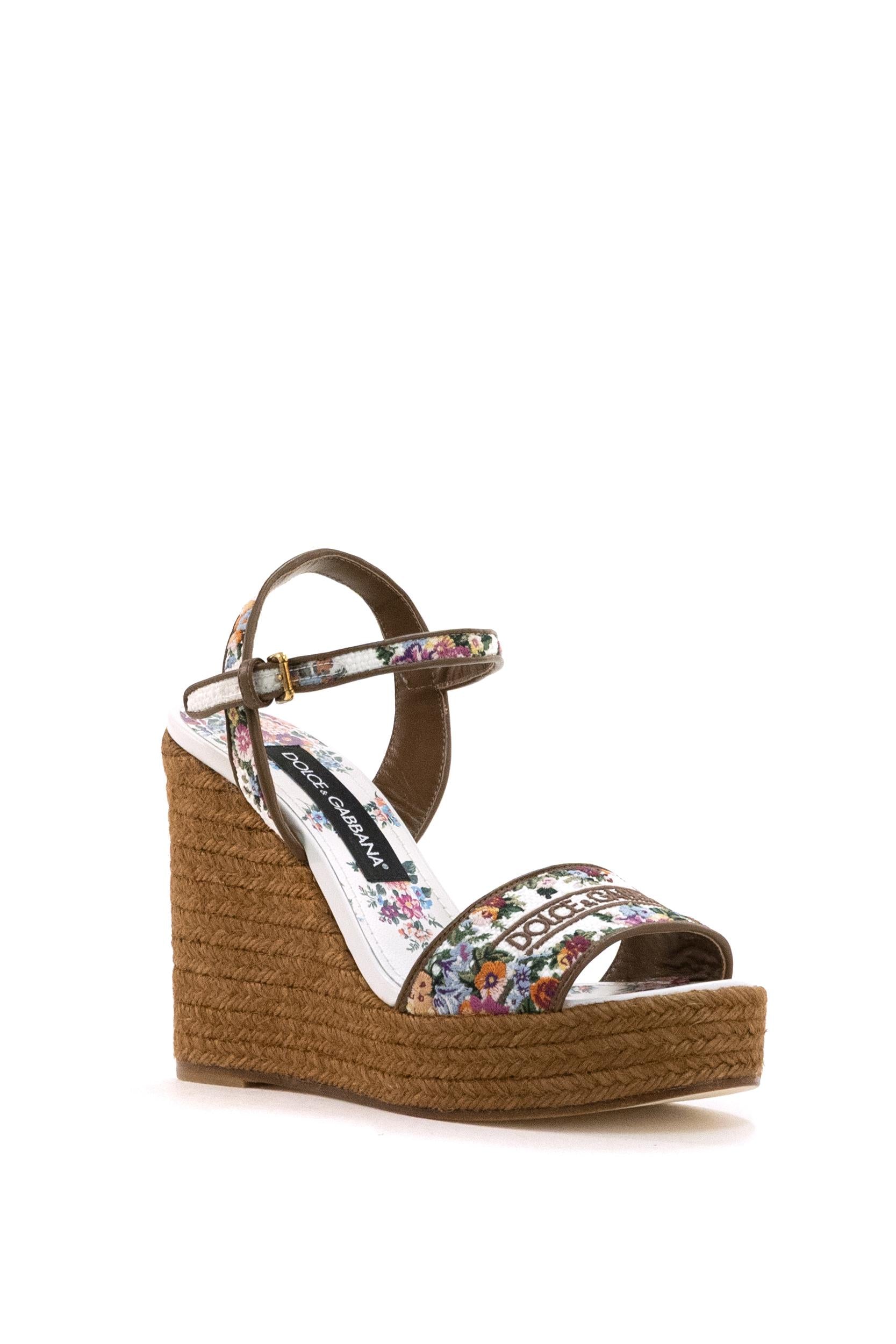 Zeppa in Nappa con Ricamo a Filo<BR/> CZ0318 A6483 8V135 DOLCE & GABBANA 