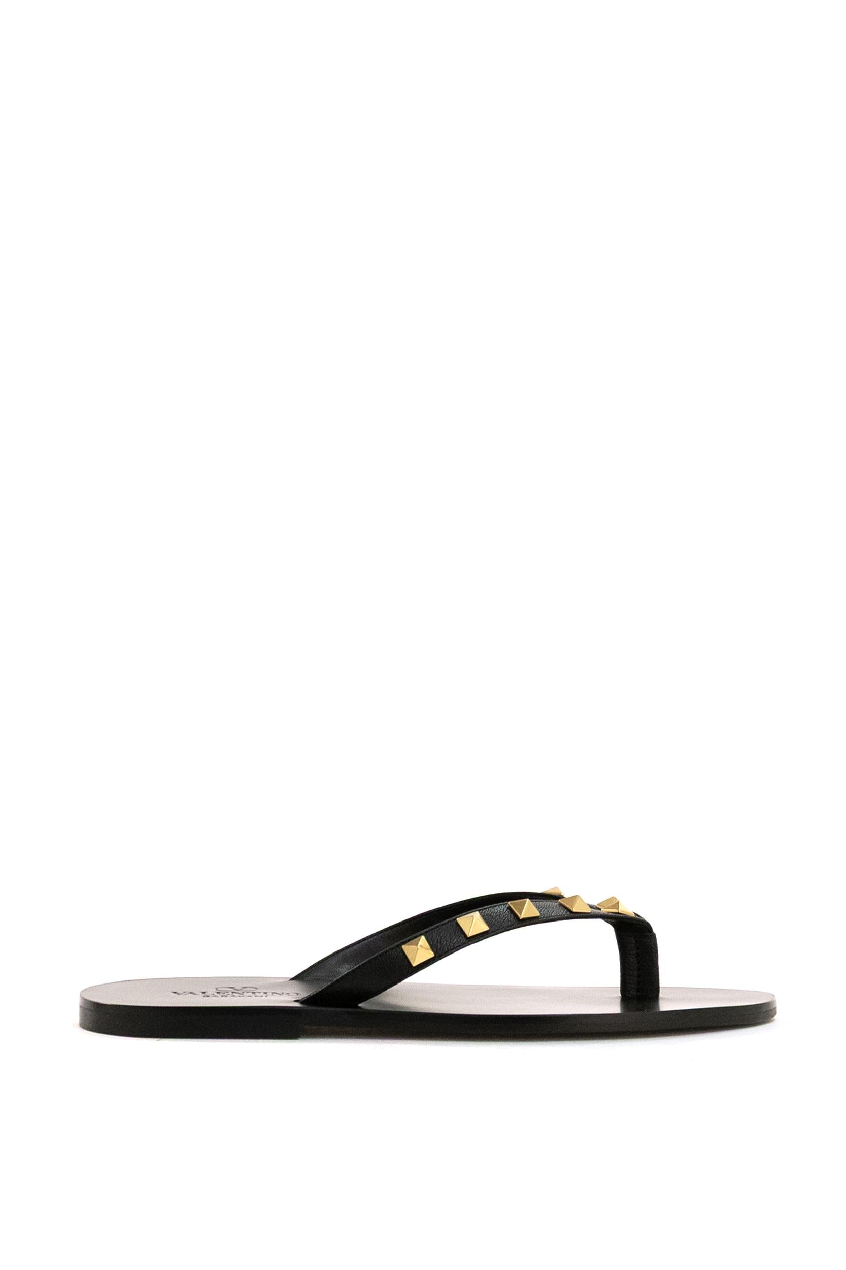 Sandali Infradito Rockstud in pelle di colore nero <BR/> 9Y2S0O16UIS 0NO VALENTINO GARAVANI 