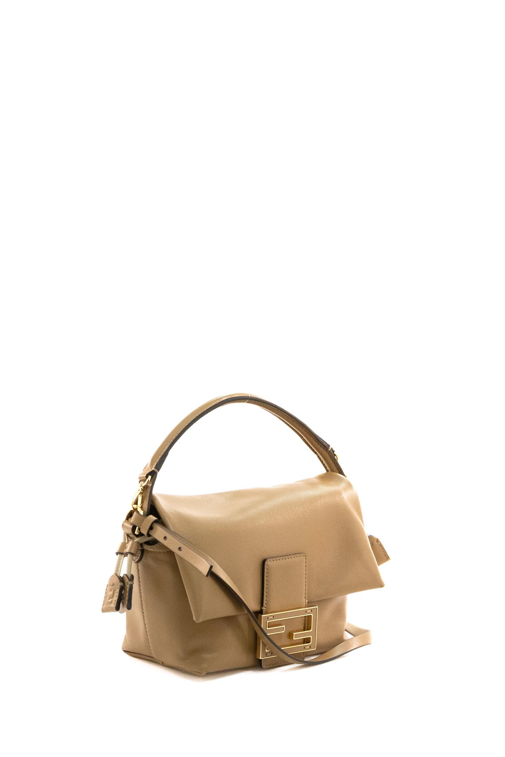 Mamma Baguette Small<BR/> 8BS105 ABVE F19P8 FENDI 