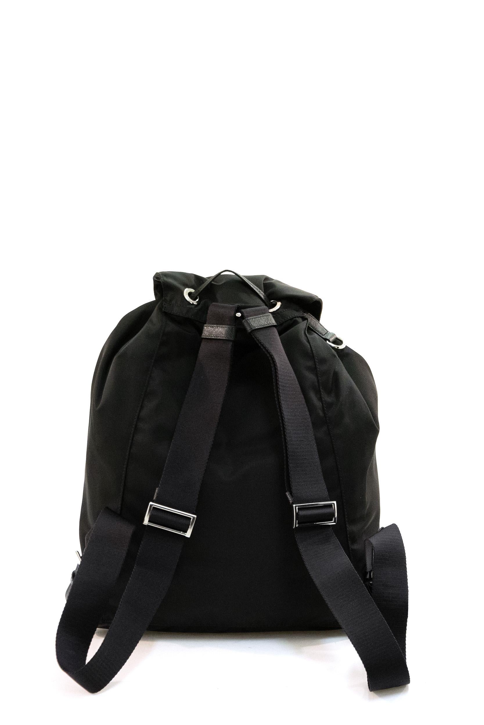Zaino in Re-Nylon color nero<BR/> 1BZ197 RV44 F0002 PRADA