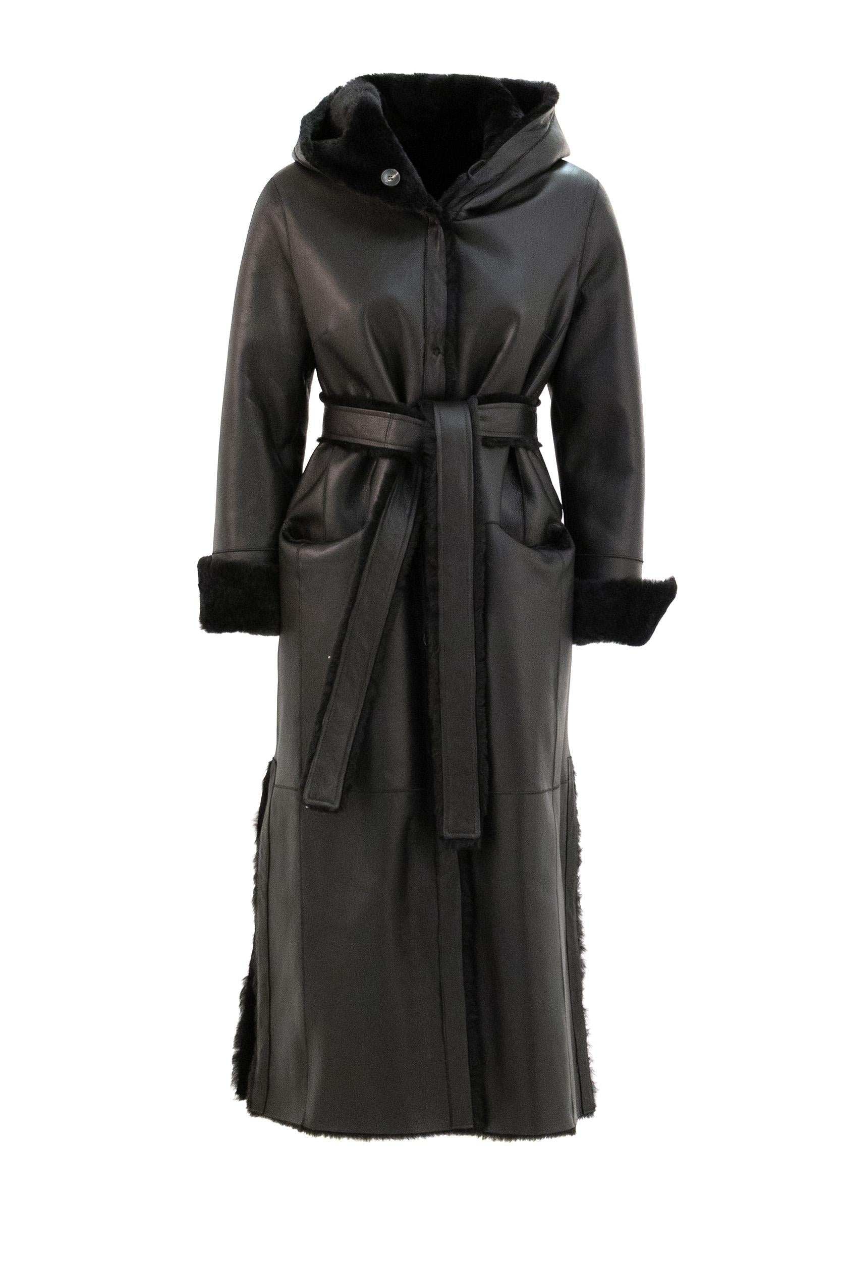 Cappotto MARINA in montone di colore nero<BR/> MARINA LACON BLACK FURLING BY GIANI 
