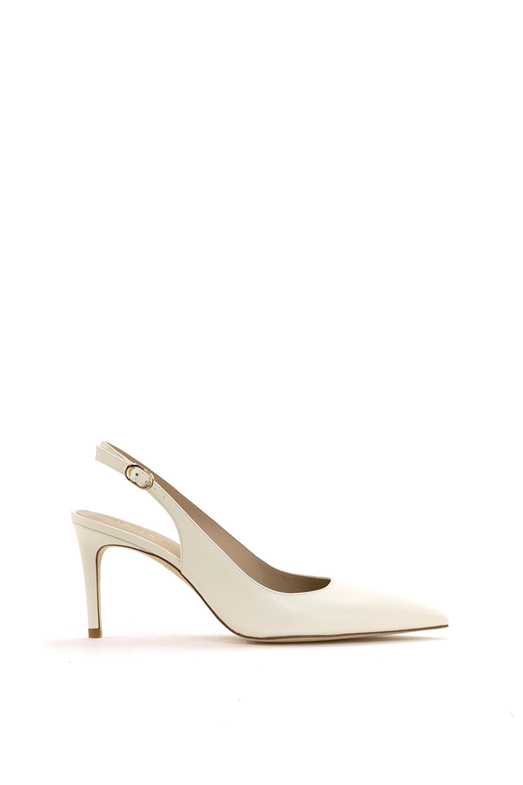 Slingback Stuart in Vitello<BR/> STUART POWER SLGBK 7 CREAM STUART WEITZMAN 