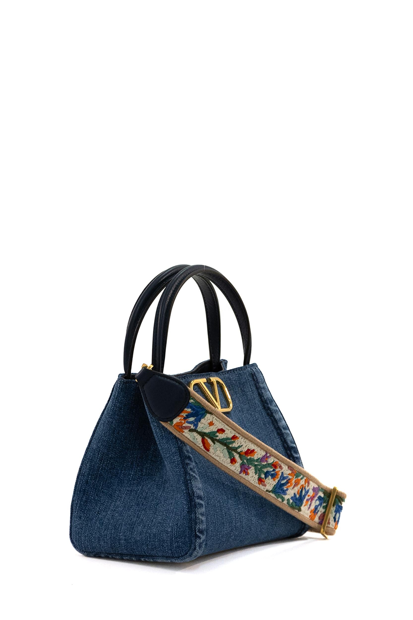 Borsa Alltime <BR/> 6W2B0R22XEY QNS VALENTINO GARAVANI 