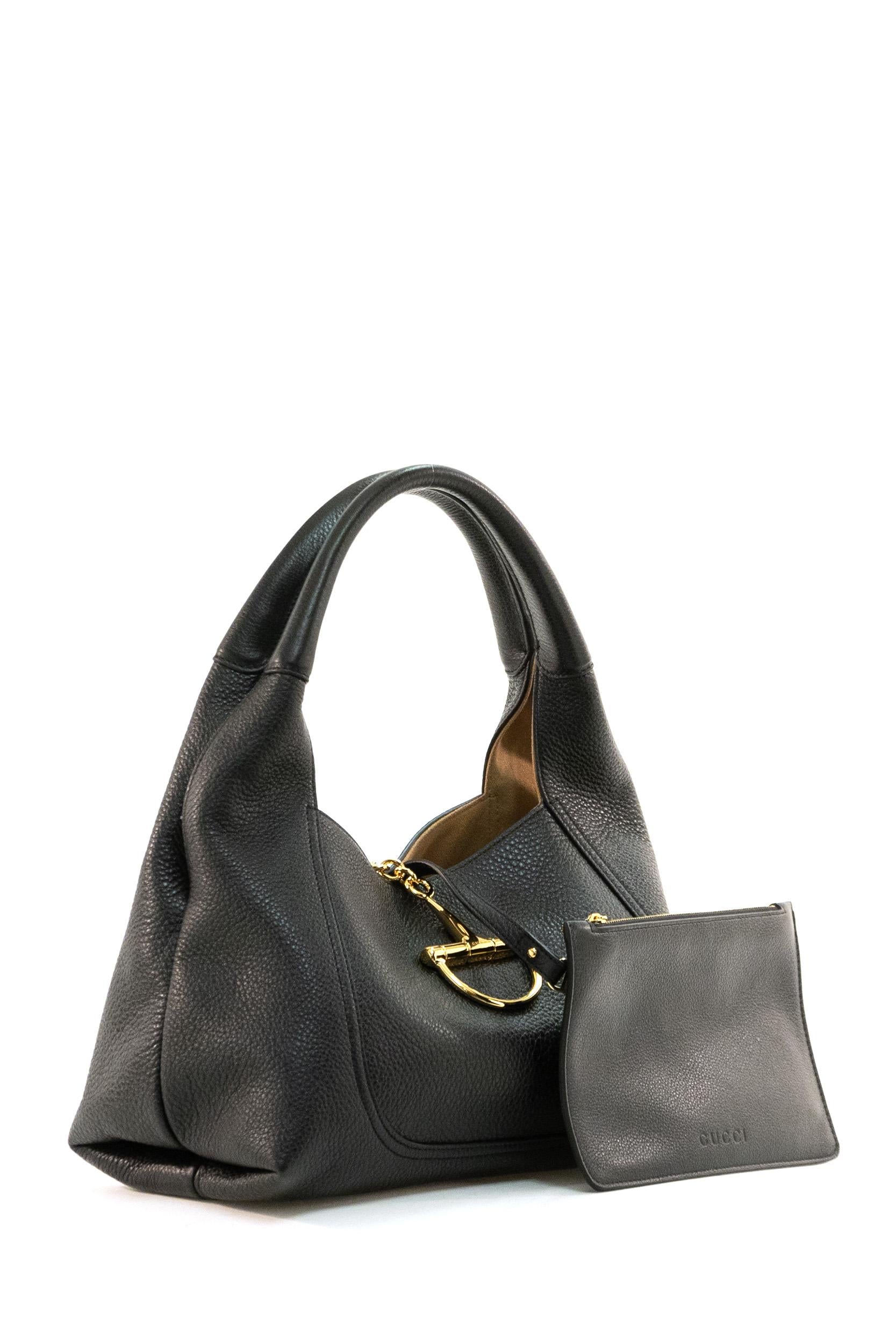 Borsa a spalla Gucci Softbit in pelle martellata di colore nero<BR/> 858297 AAEAO 1000 GUCCI 