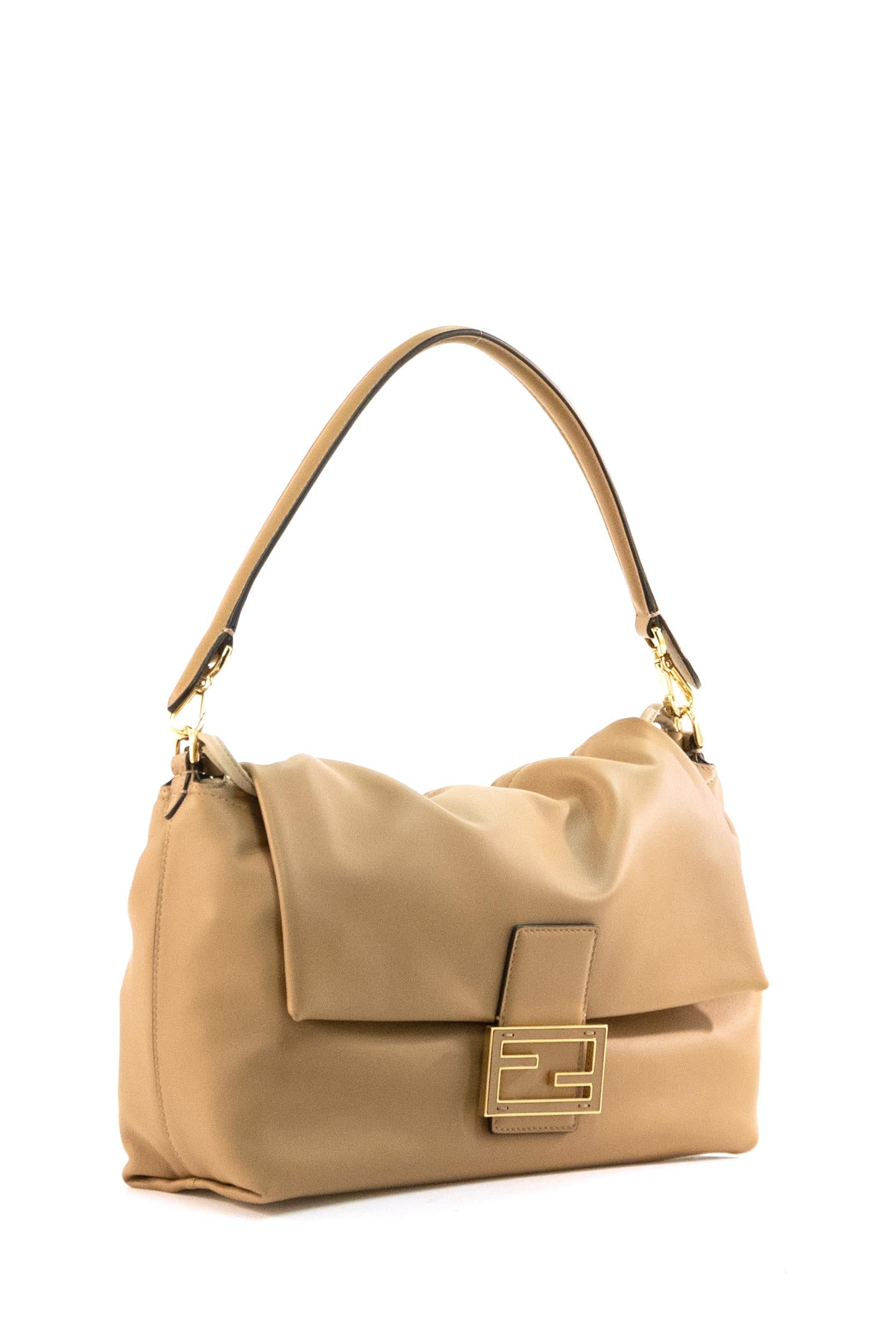 Borsa Mamma Baguette Large in Nappa<BR/> 8BR834 AQ0D F19P8 FENDI 