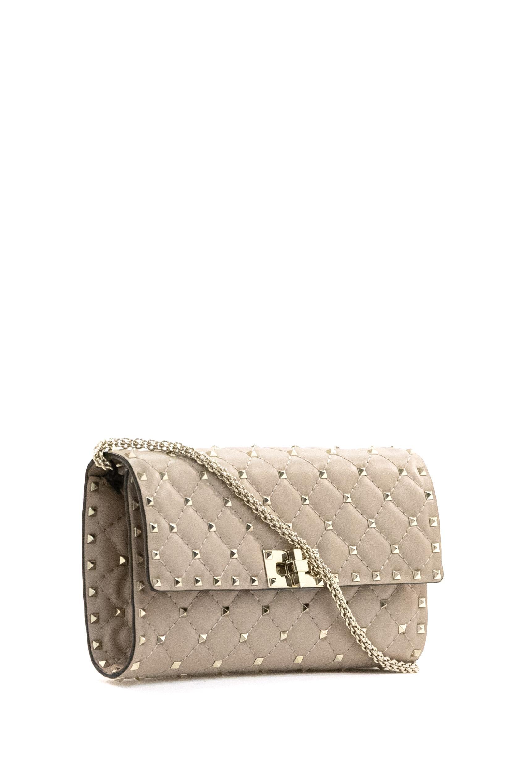 Borsa Rockstud Spike in nappa di colore rosa 8W0B0137NAP P45 VALENTINO GARAVANI 