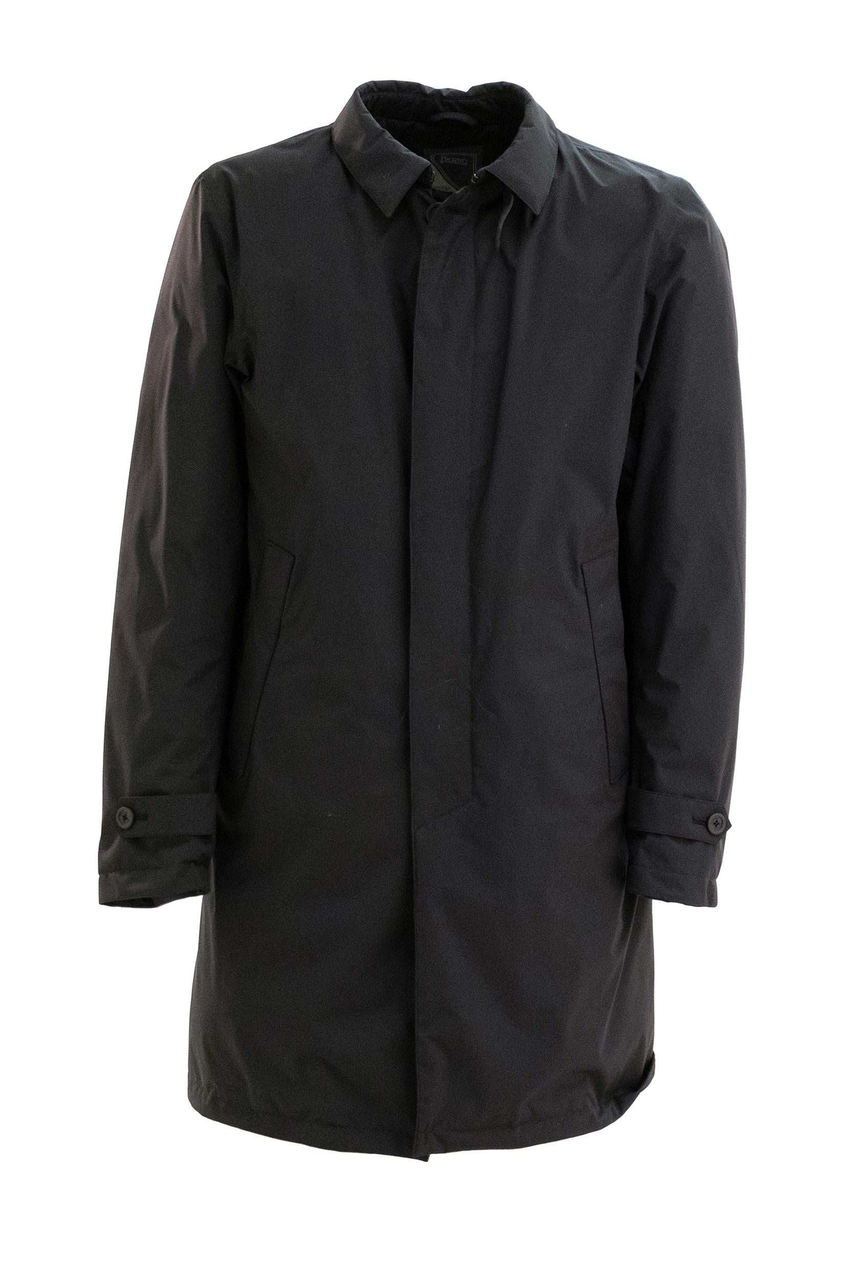 Trench in tessuto tecnico di colore nero<BR/> PI001244U 12480 9300 HERNO 