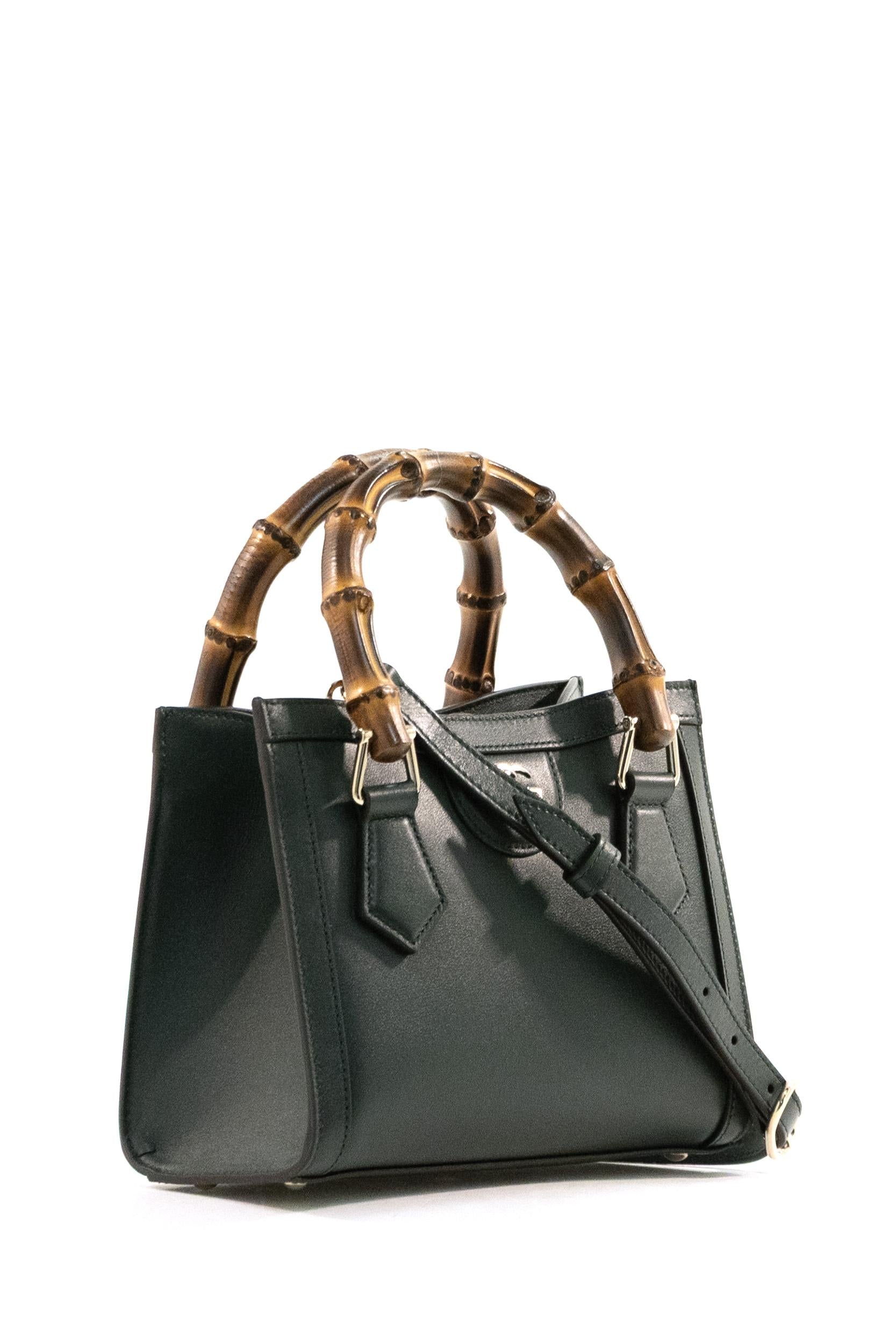 Borsa tote Gucci Diana in pelle liscia di colore verde<BR/> 832936 AAEDB 3020 GUCCI 