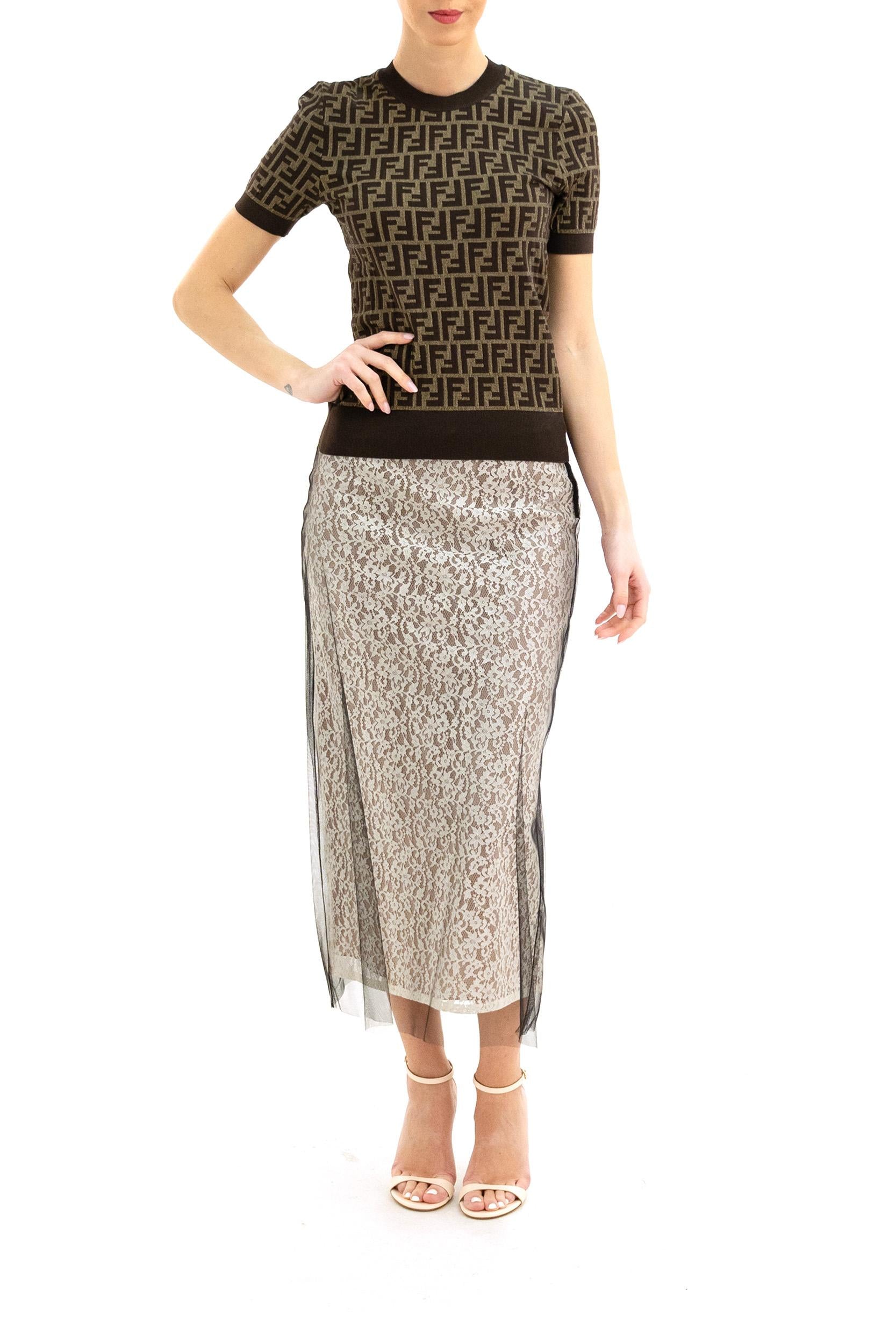 Gonna <BR/> FQ7641 AUP7 F1T48 FENDI 