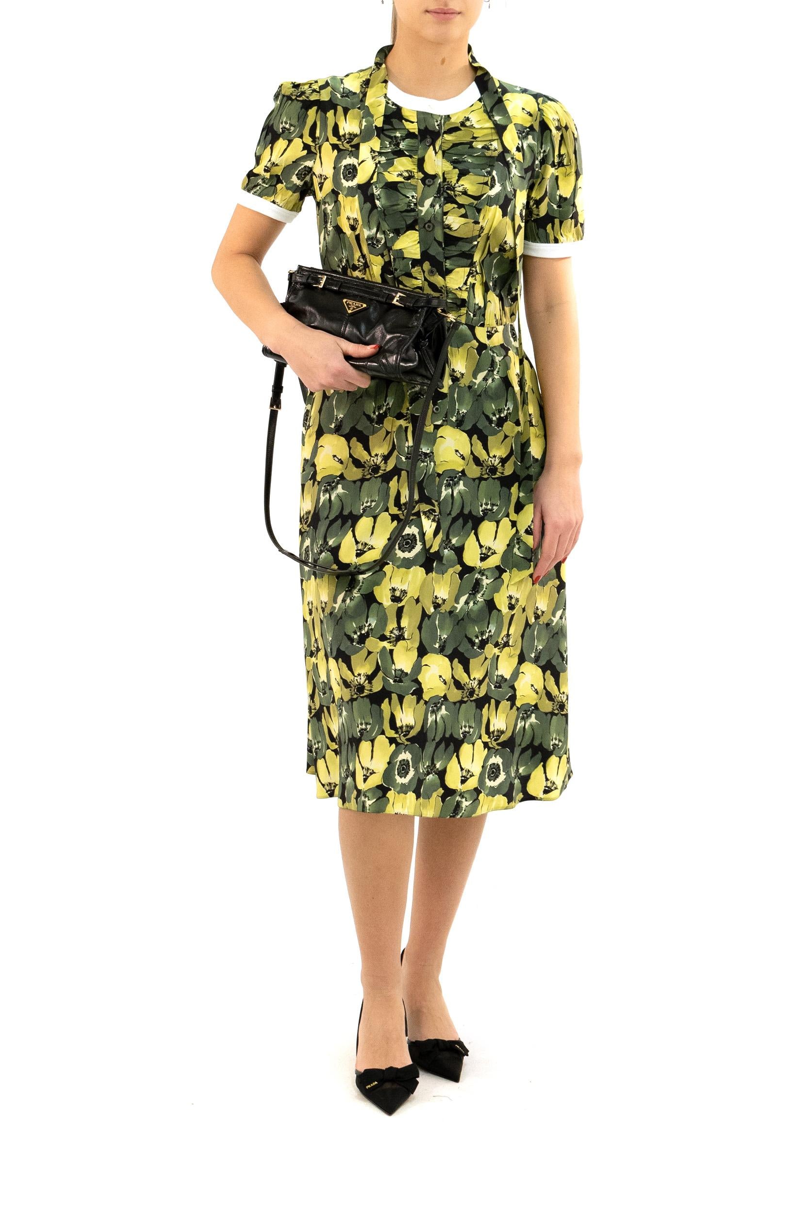 Abito in seta con stampa floreale di colore verde<BR/> P3R40 S OOO 1VSI F0161 PRADA 