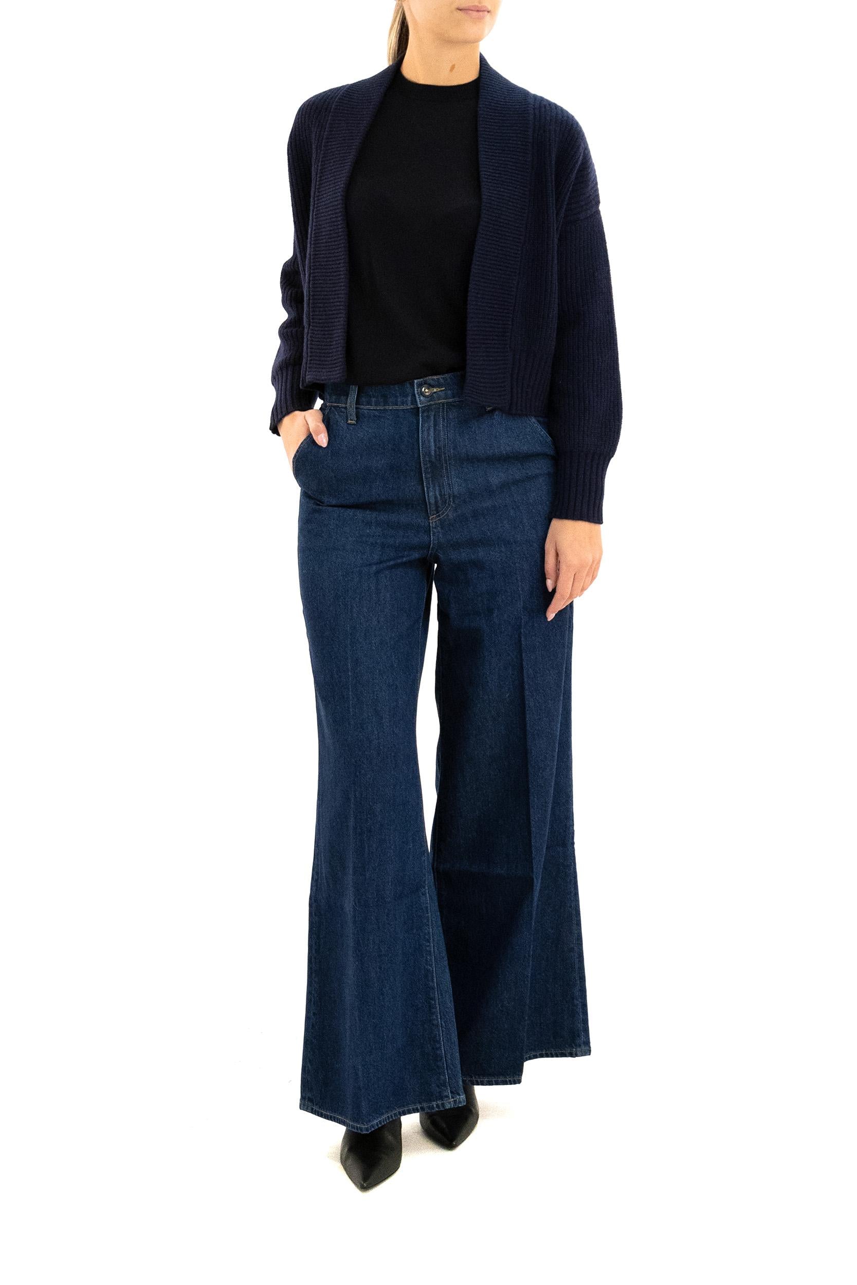 Cardigan in lana di colore blu<BR/> B2053 602 852 BASE 