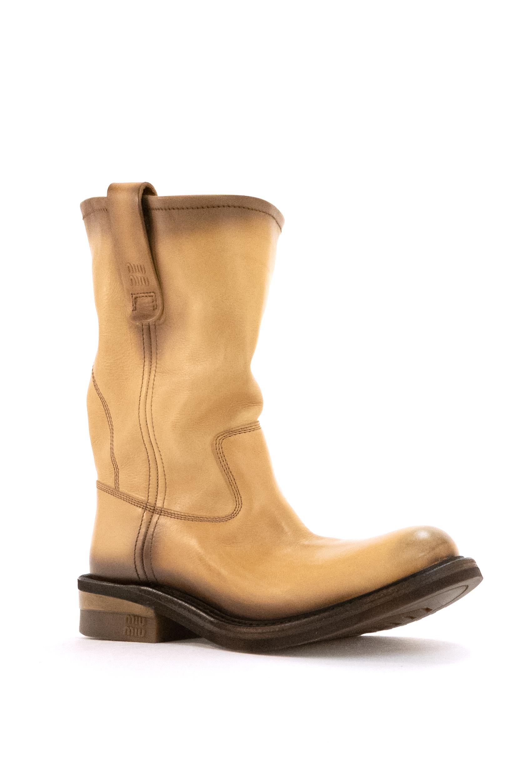 Stivali Foule in pelle color cuoio<BR/> 5U680E F A045 5OD F0054 MIU MIU 
