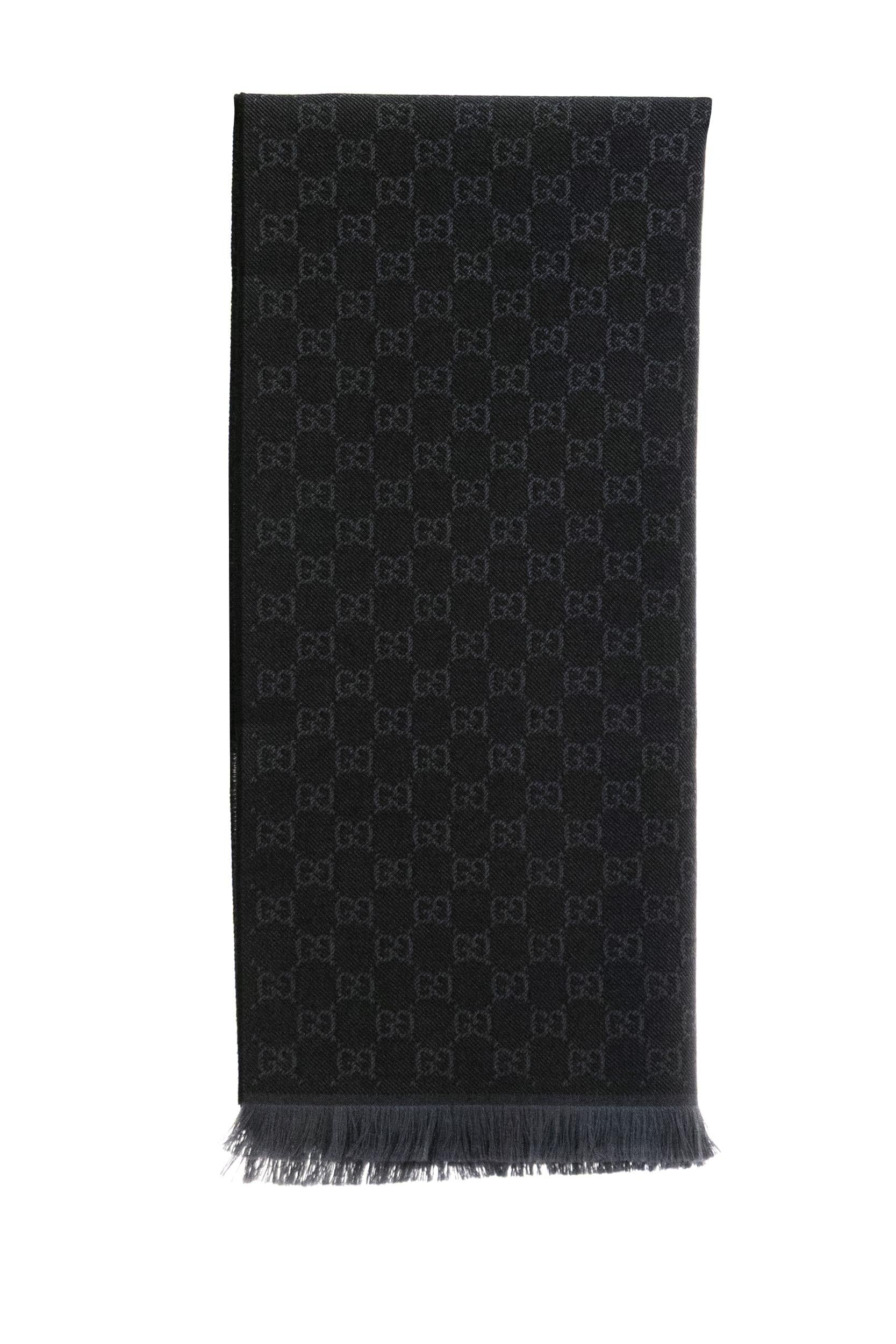 Sciarpa in lana GG di colore grigio scuro e grigio<BR/> 848507 3G200 1063 GUCCI 